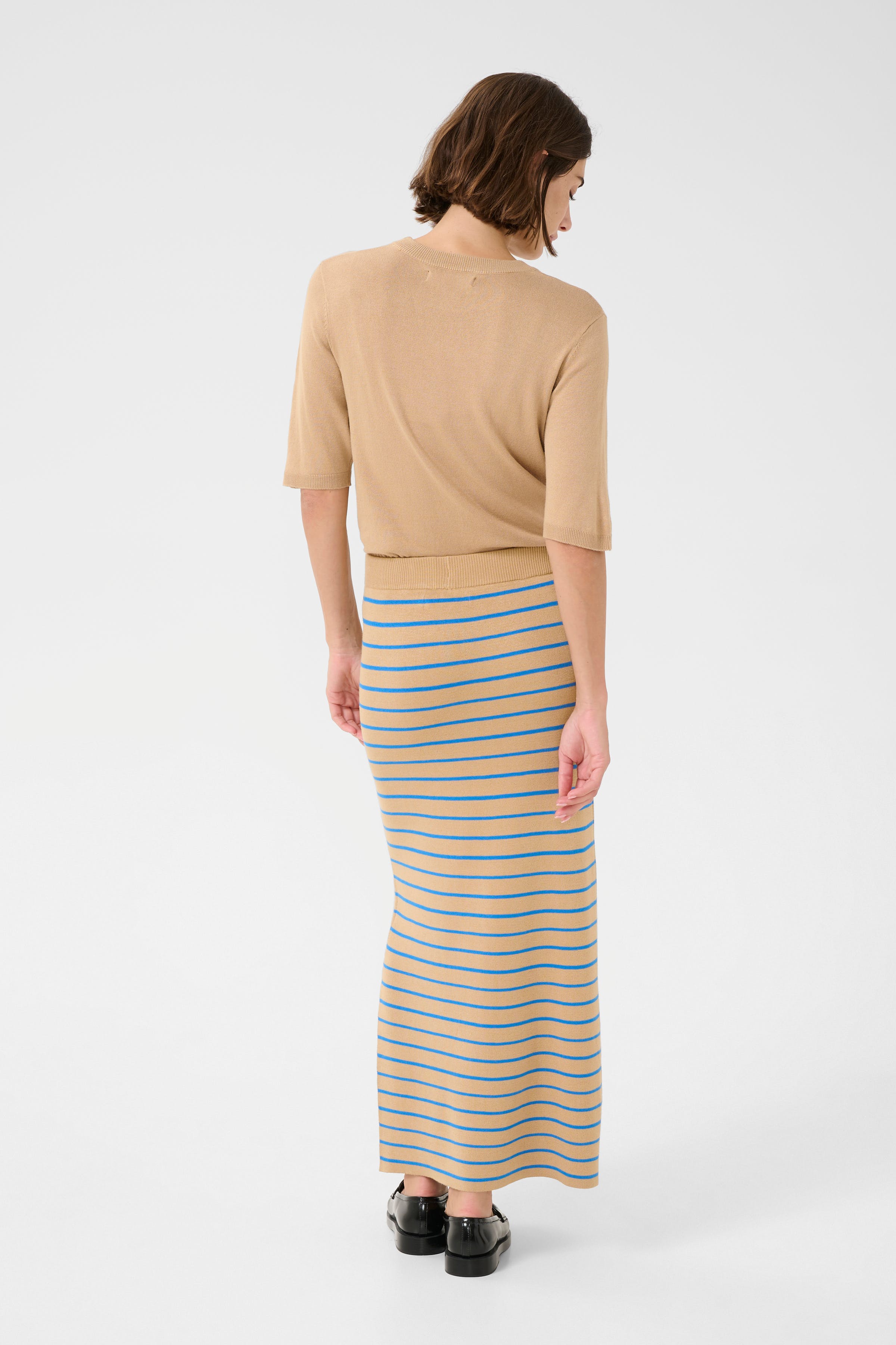 CUebba Skirt LOOKBOOK BACK 50111977-107833