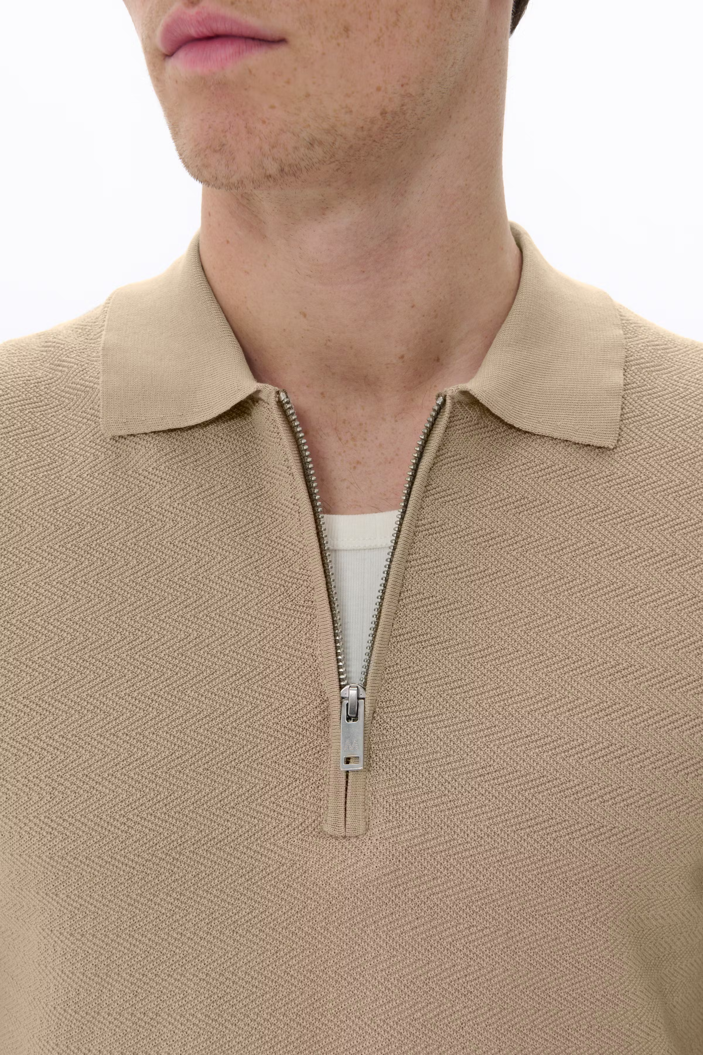 MApolo Polotröja LOOKBOOK DETAIL 30208086-181110