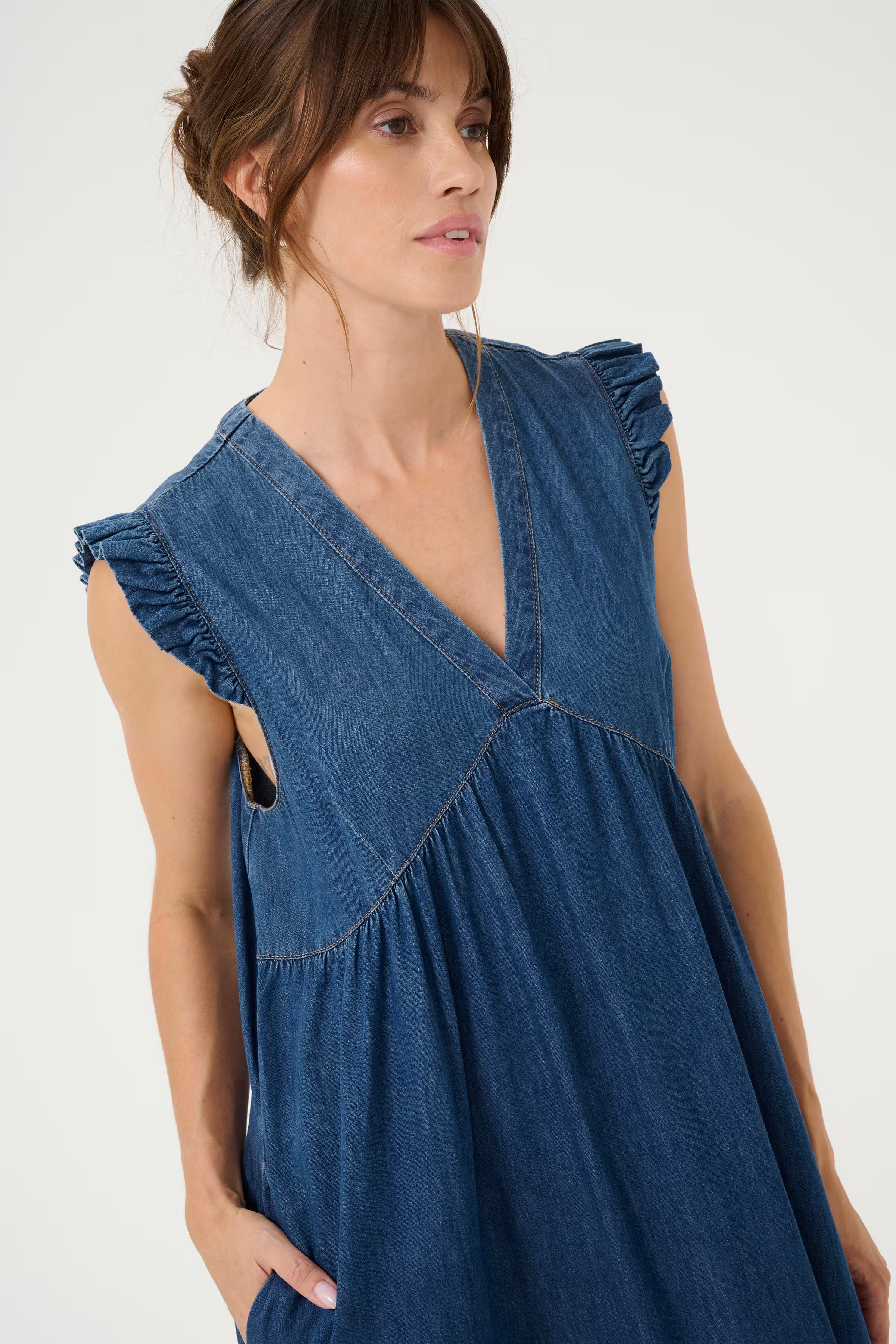 CUberteline Denim Dress LOOKBOOK DETAIL 50111829-500029
