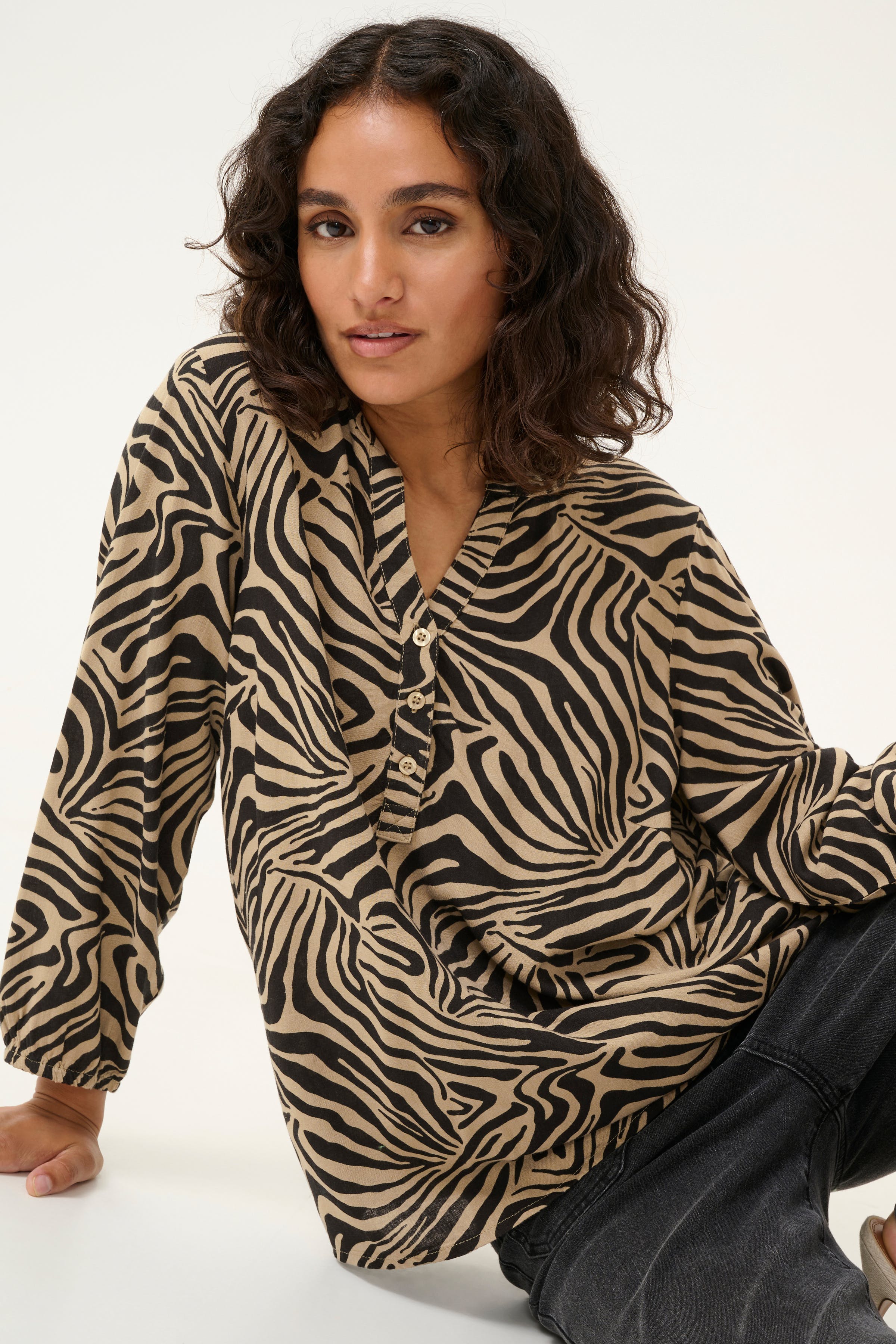 KAmilia Bluse LOOKBOOK DETAIL 10552334-106782