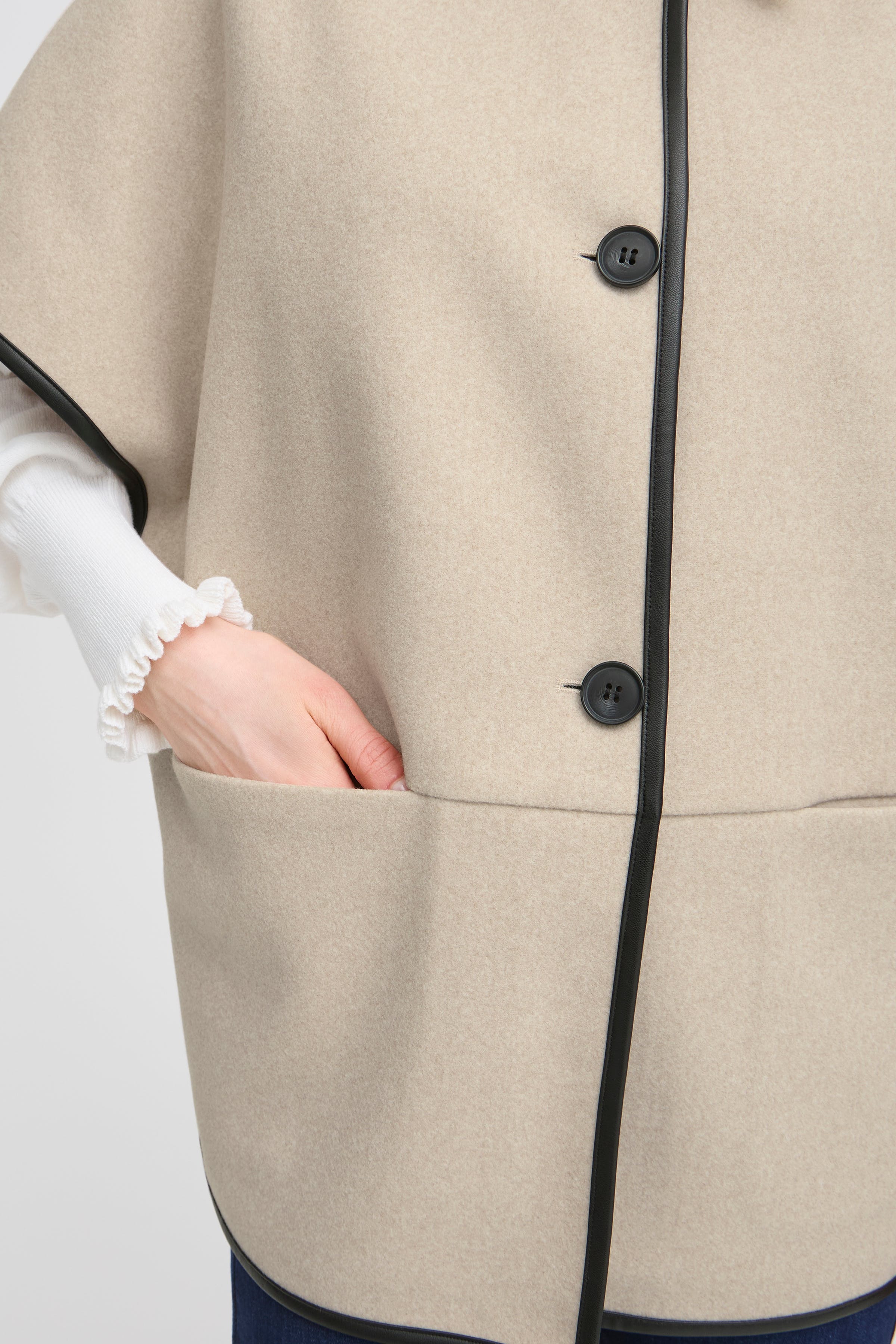 FRELISABETH Outerwear LOOKBOOK DETAIL 20615639-200662