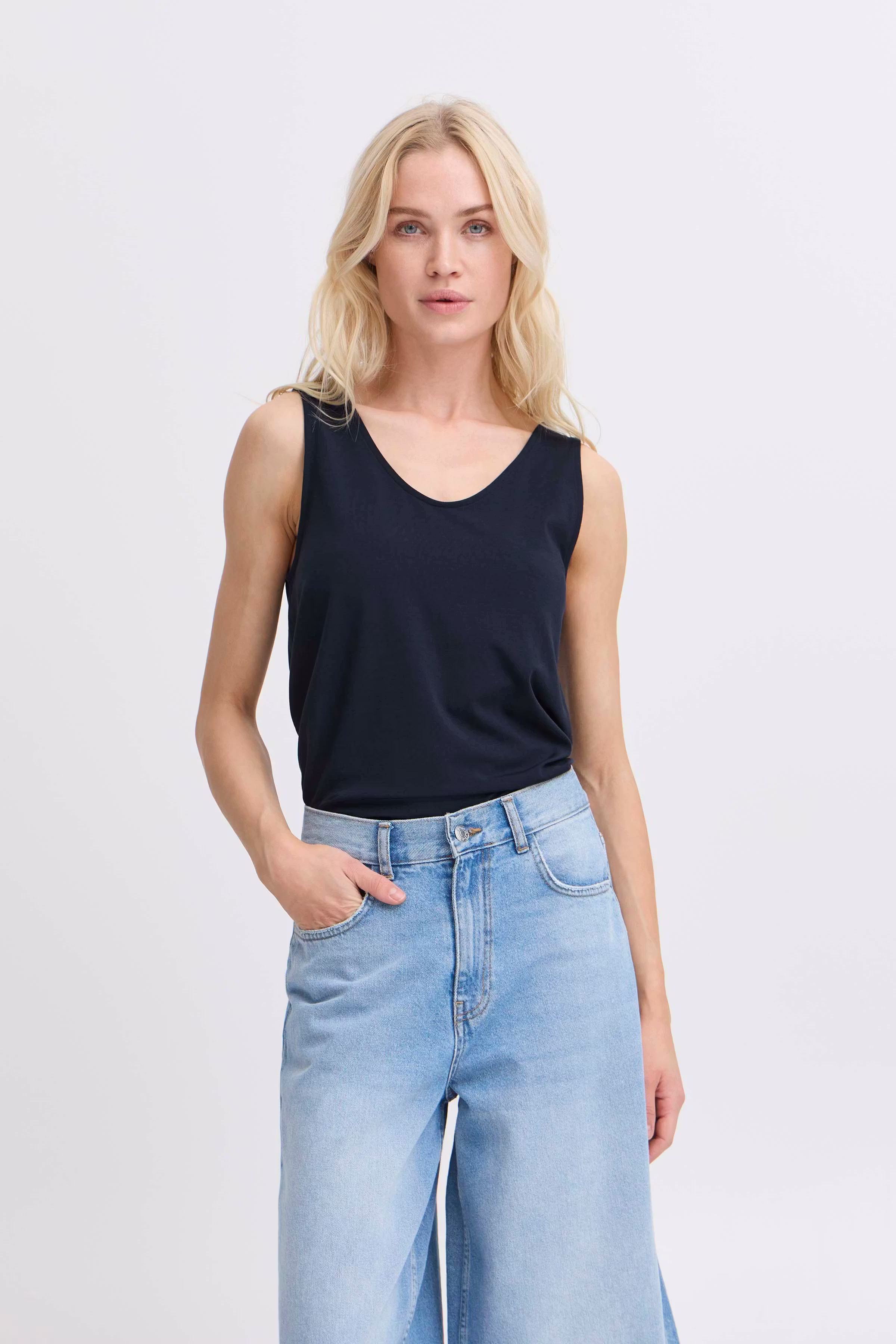 Top LOOKBOOK FRONT 20806231-80466