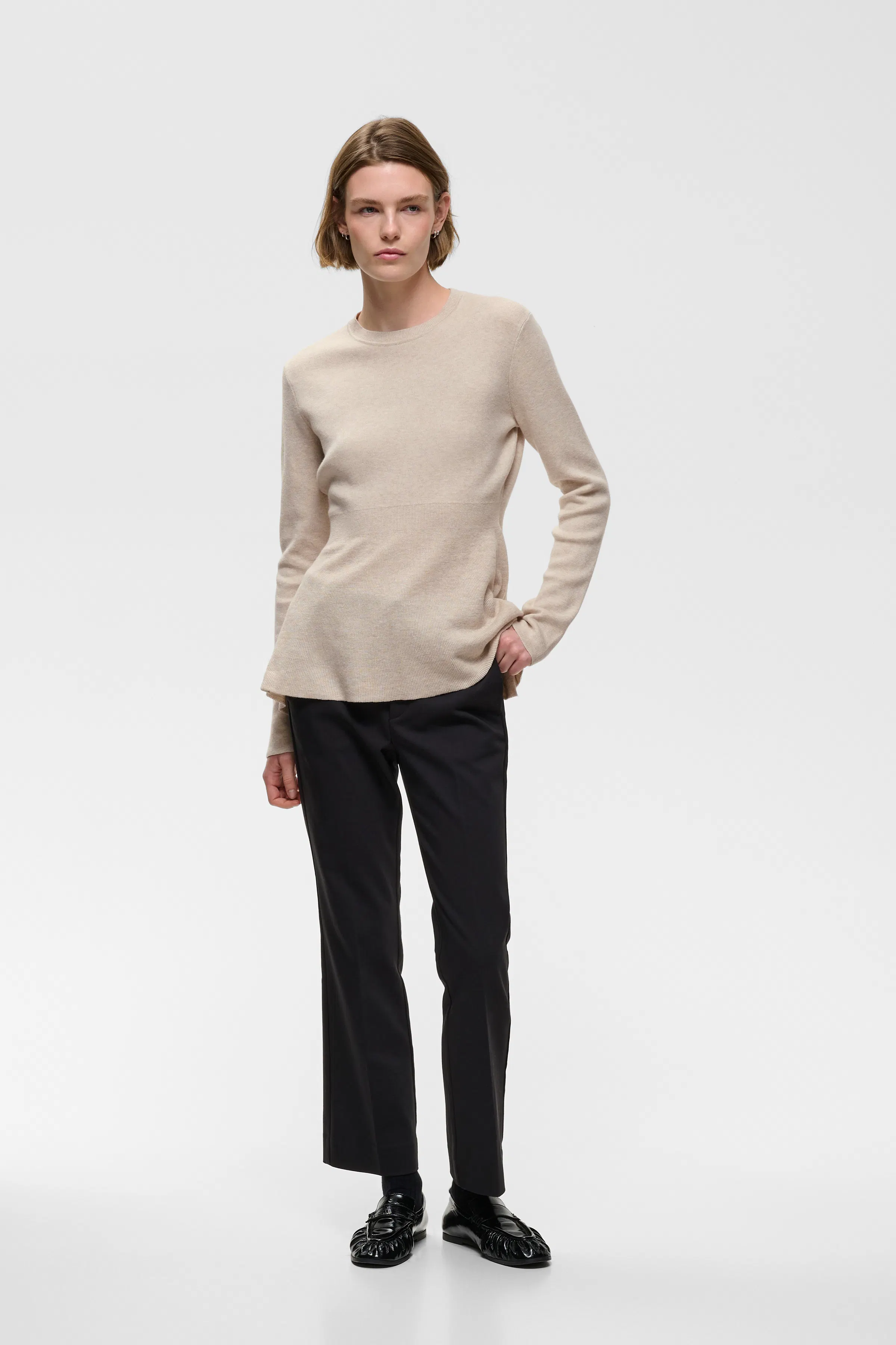 DoraIW Pullover LOOKBOOK FRONT 30111437-300597