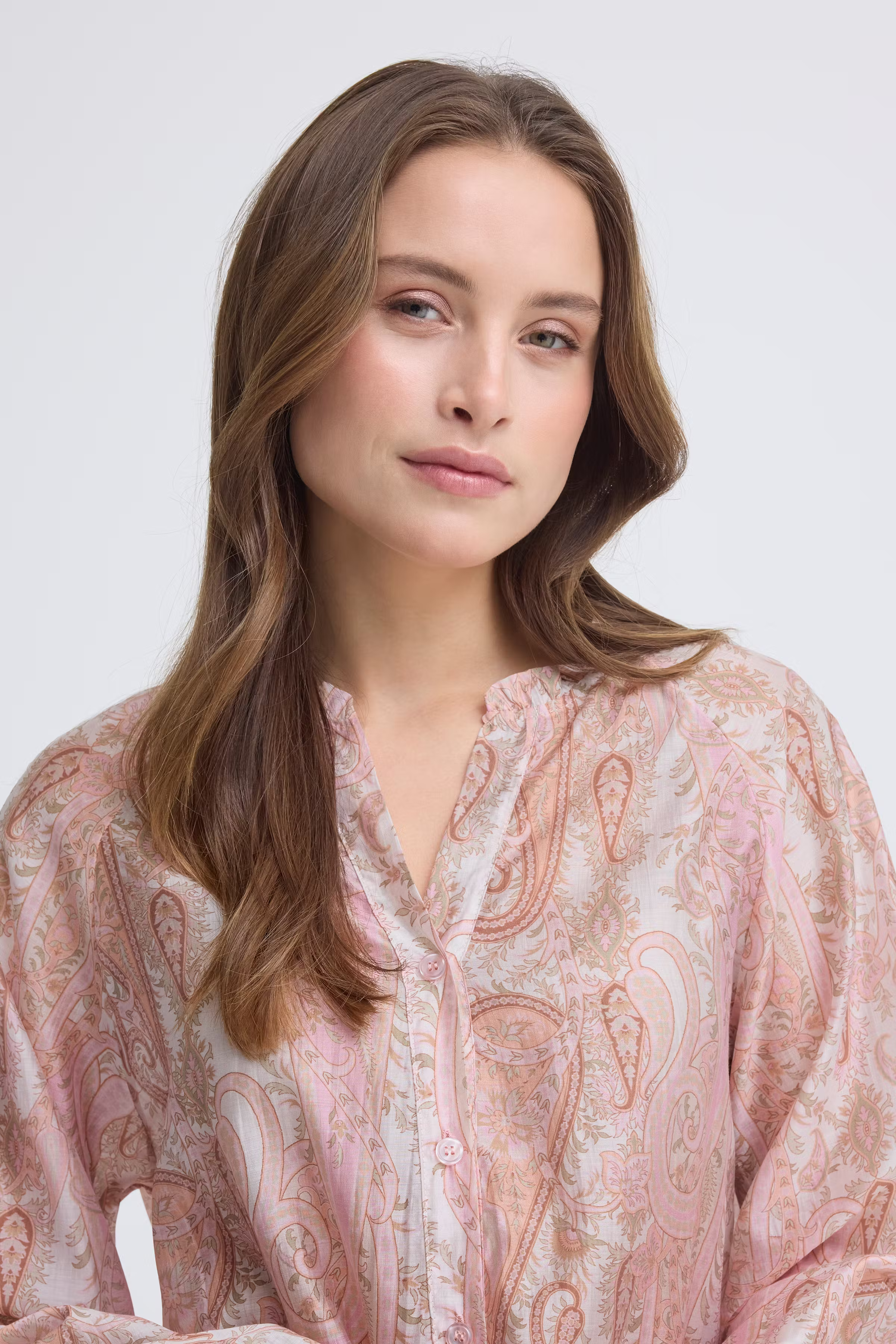 SBXPAISA Bluse LOOKBOOK DETAIL 22101175-142311