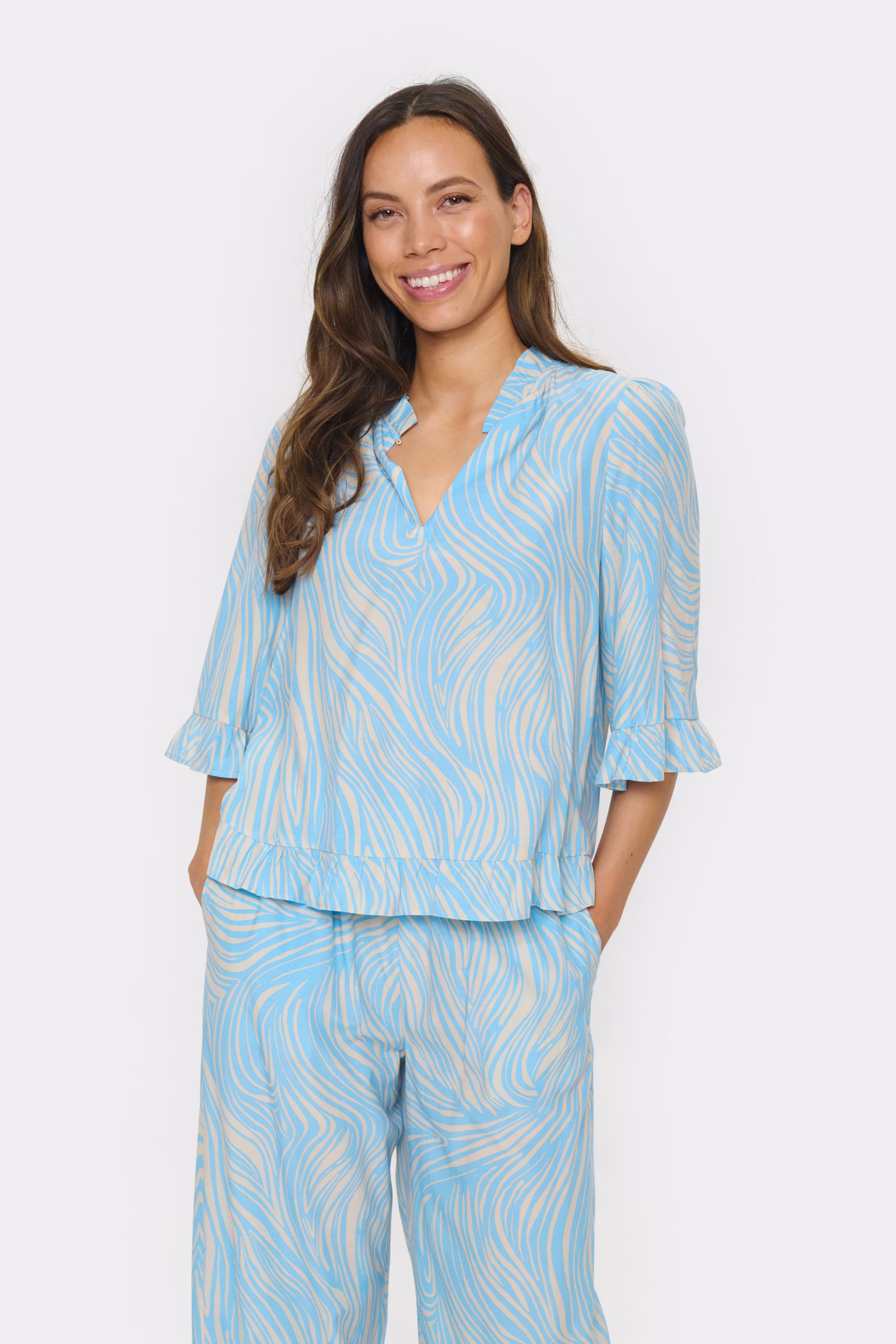 JessicaSZ Blouse LOOKBOOK FRONT 30513845-303458