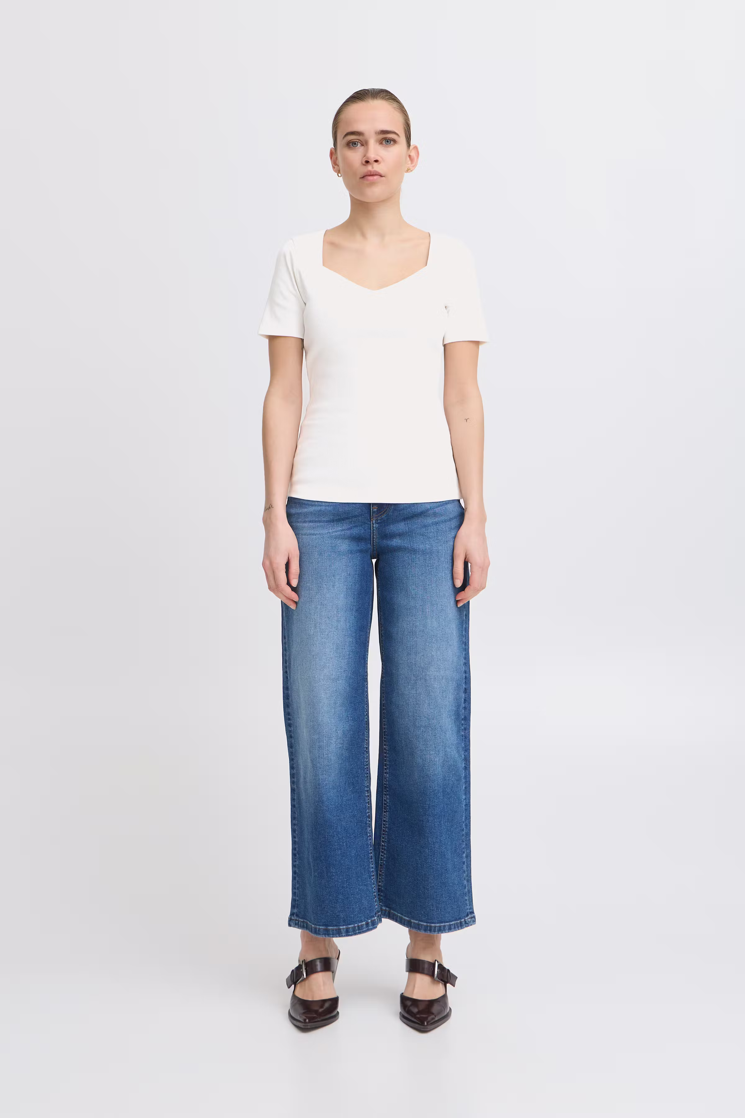 IHORETA T-shirt LOOKBOOK FRONT 20120617-114201