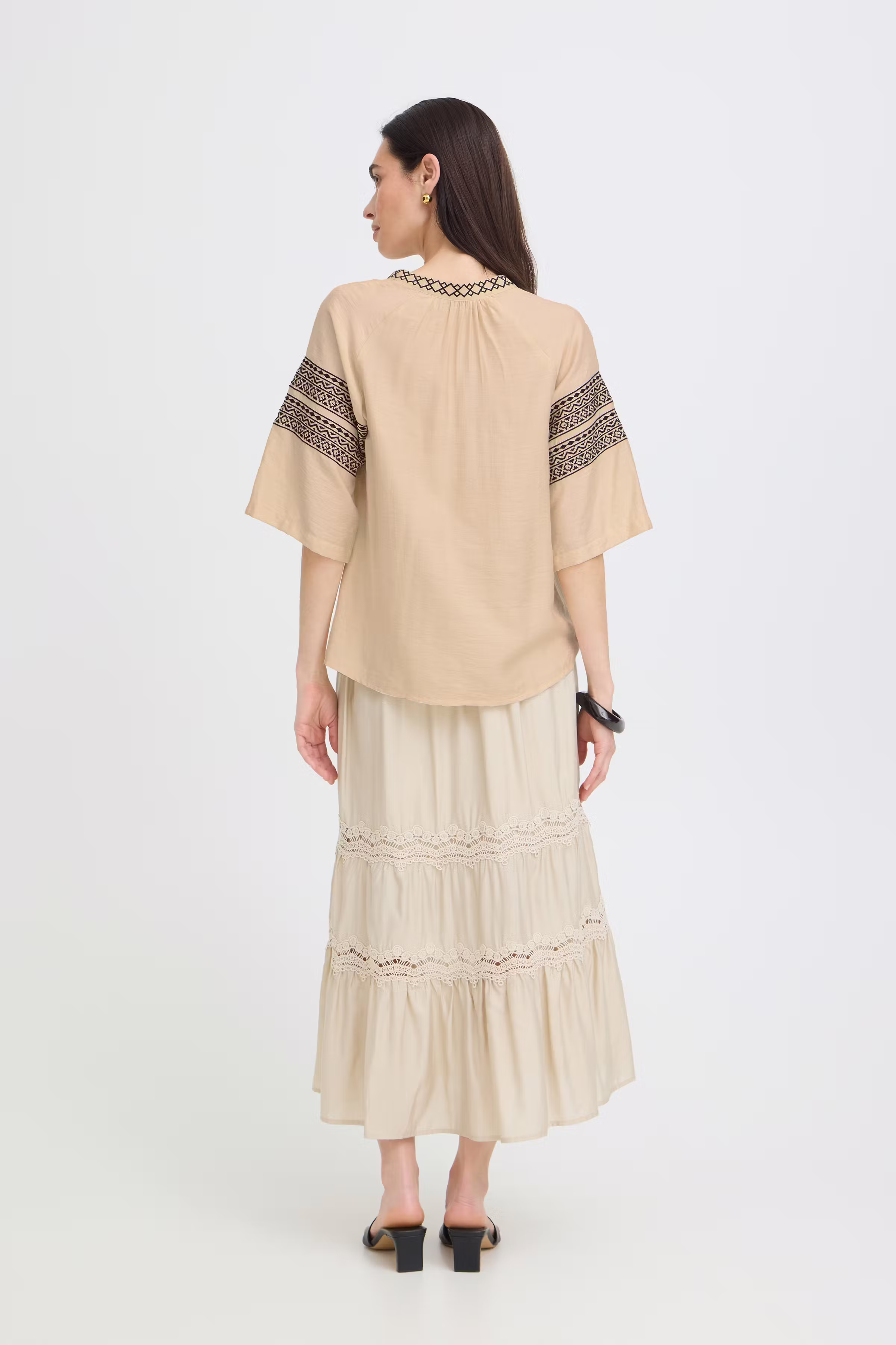 BYJANETO Top LOOKBOOK BACK 20819025-151304