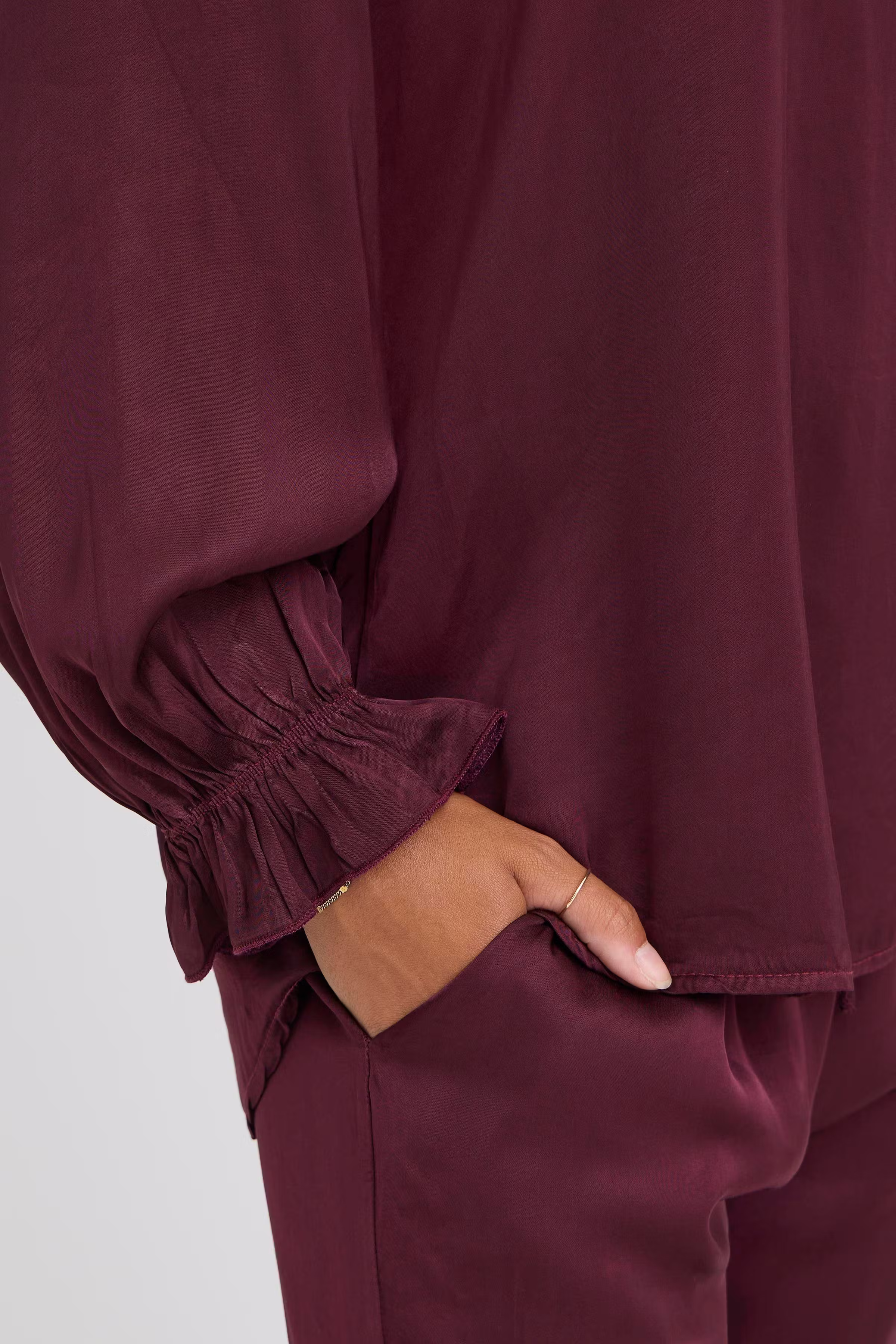 SBOLIVIA Bluse LOOKBOOK DETAIL 22101102-191724