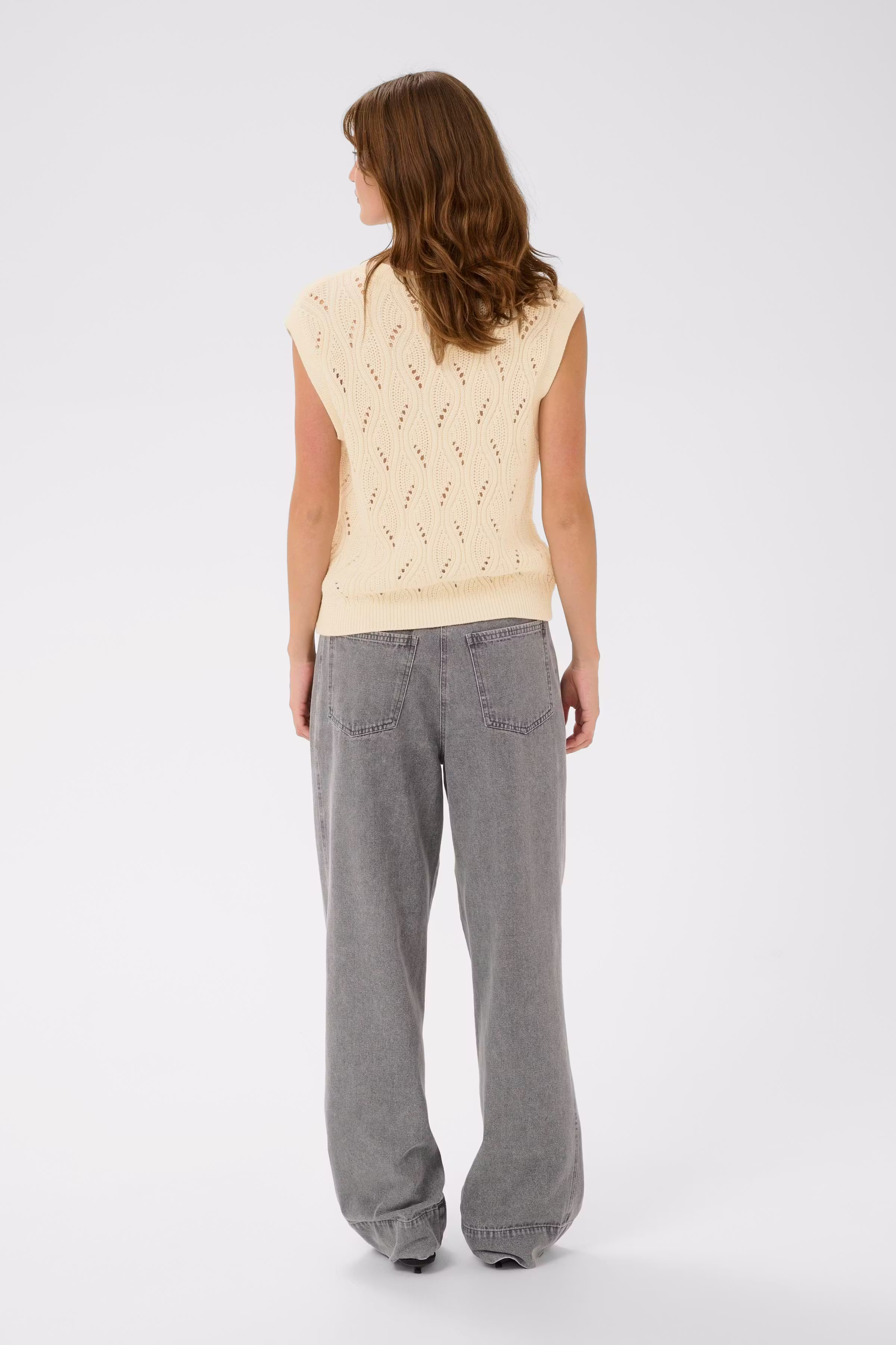 SLRava Waistcoat LOOKBOOK FRONT 30409062-110701