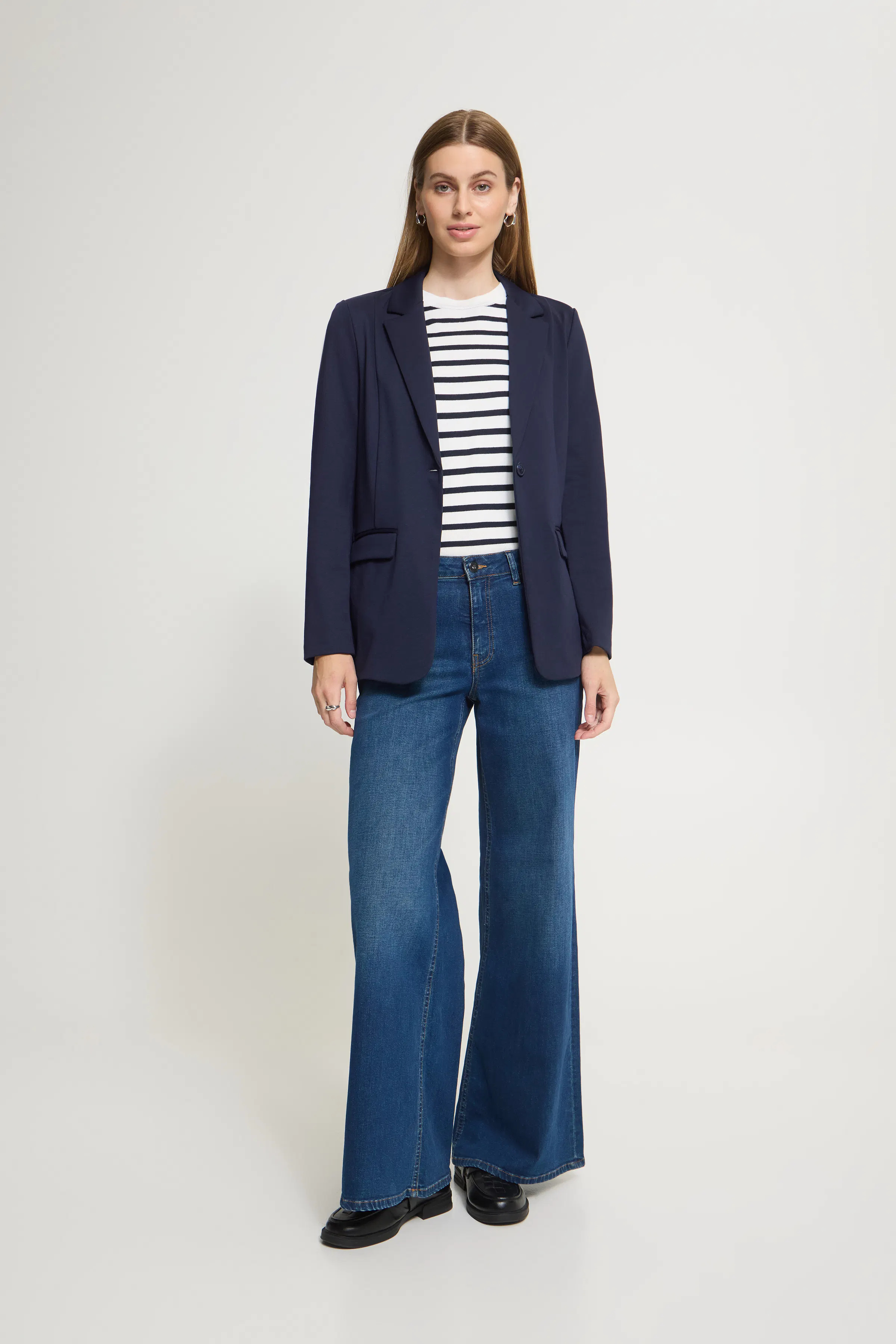 IHKATE LONG Blazer LOOKBOOK FRONT 20121368-194010