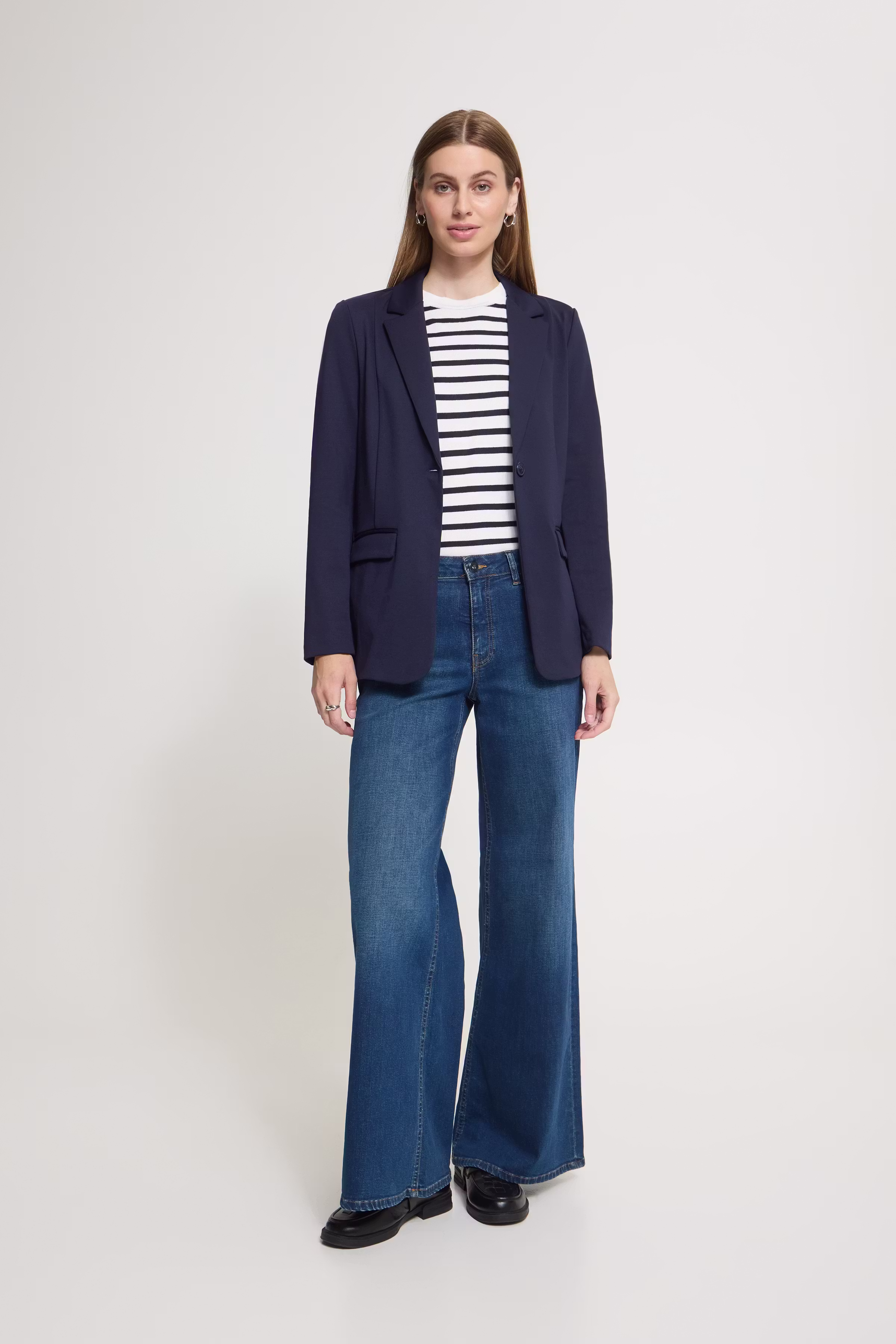 IHKATE LONG Blazer LOOKBOOK FRONT 20121368-194010