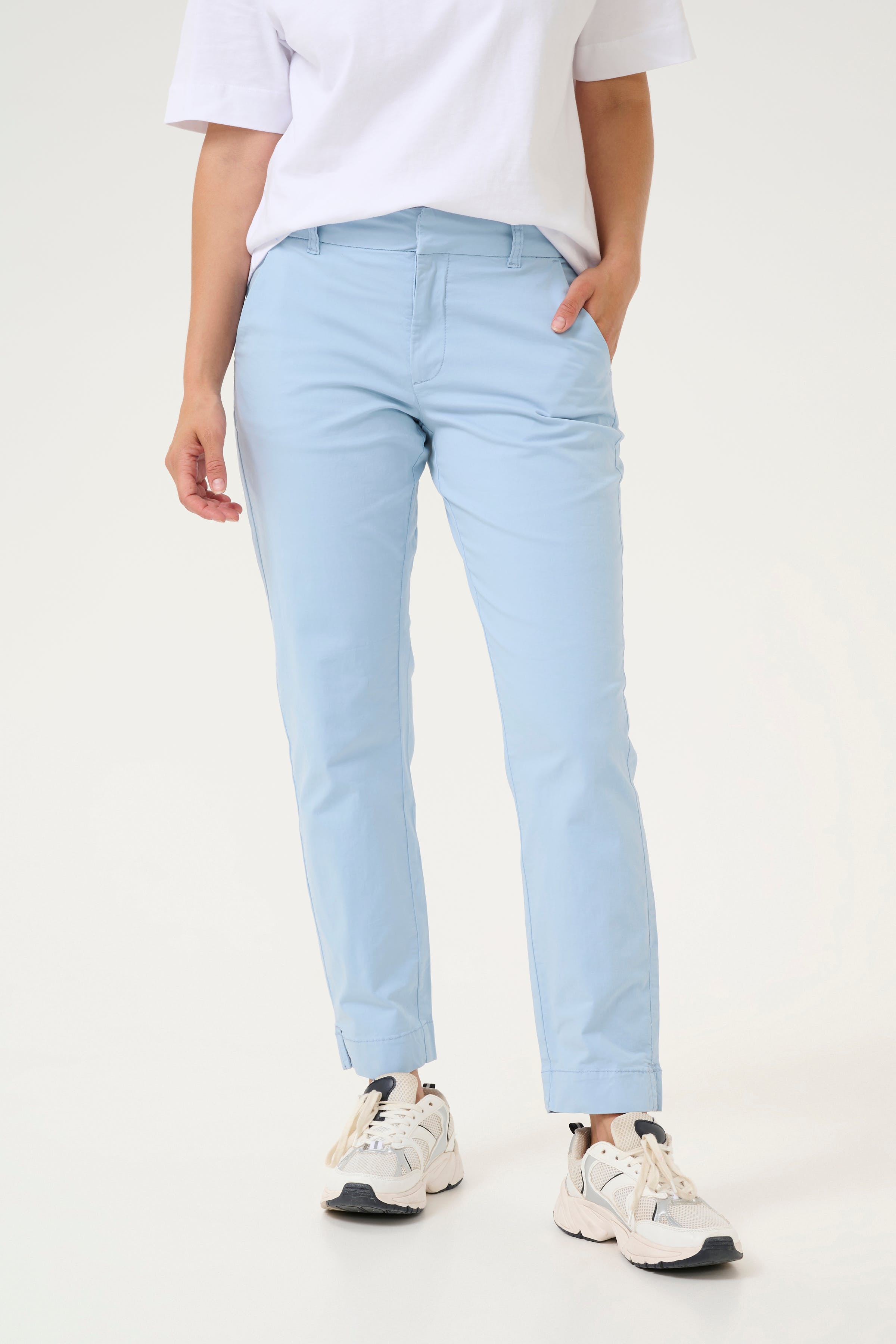KAmette Trousers LOOKBOOK FRONT 10506121-164016