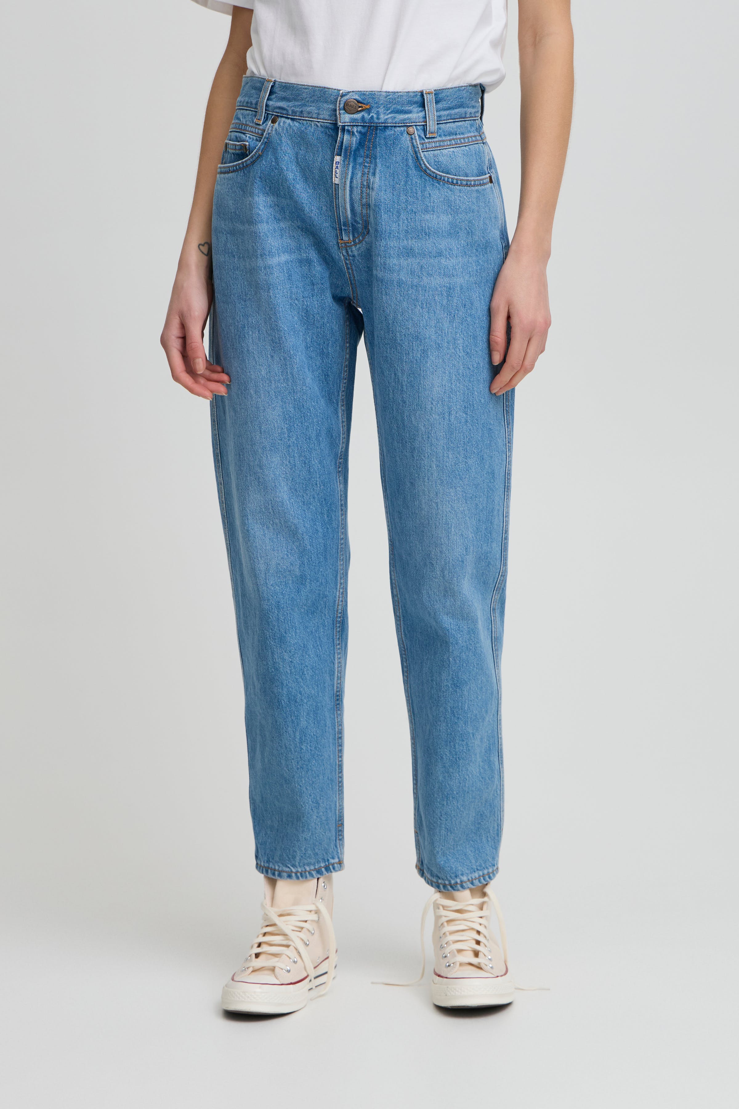 BAPAOLO Cropped Jeans LOOKBOOK FRONT 50405076-204026