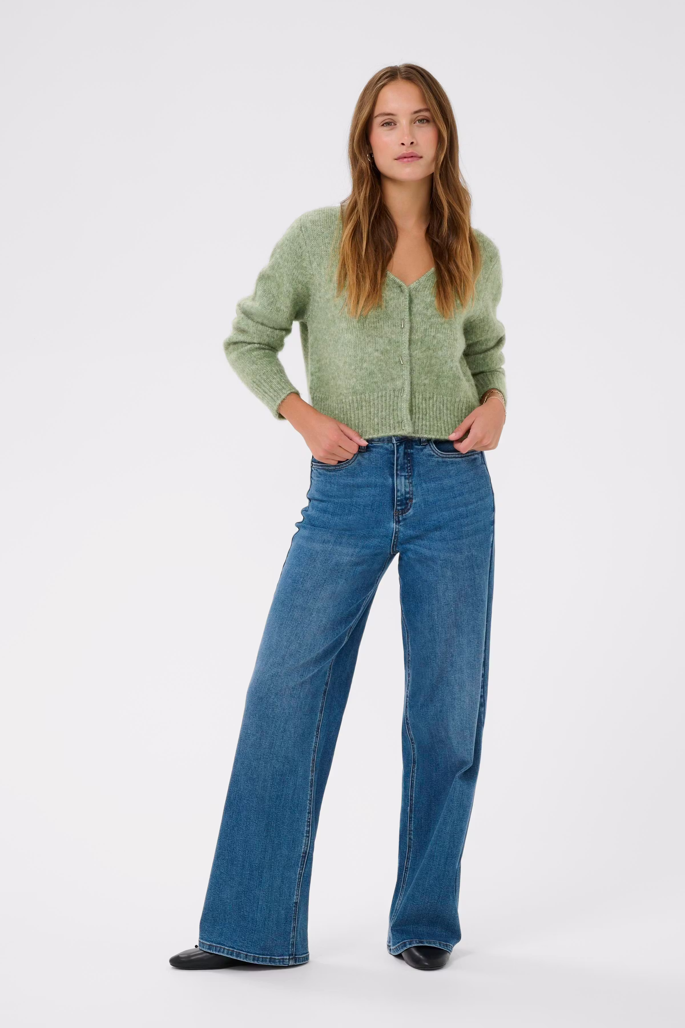 KAmelania Cardigan LOOKBOOK FRONT 10510818-1762121