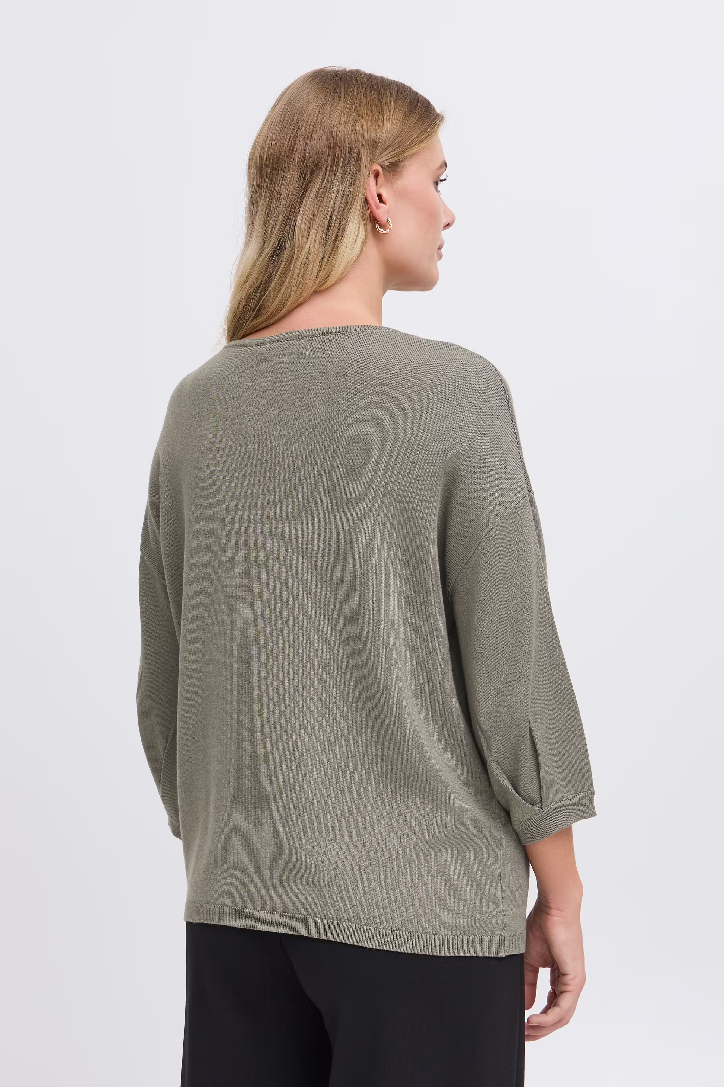 FRCLIA Pullover LOOKBOOK BACK 20615485-185806