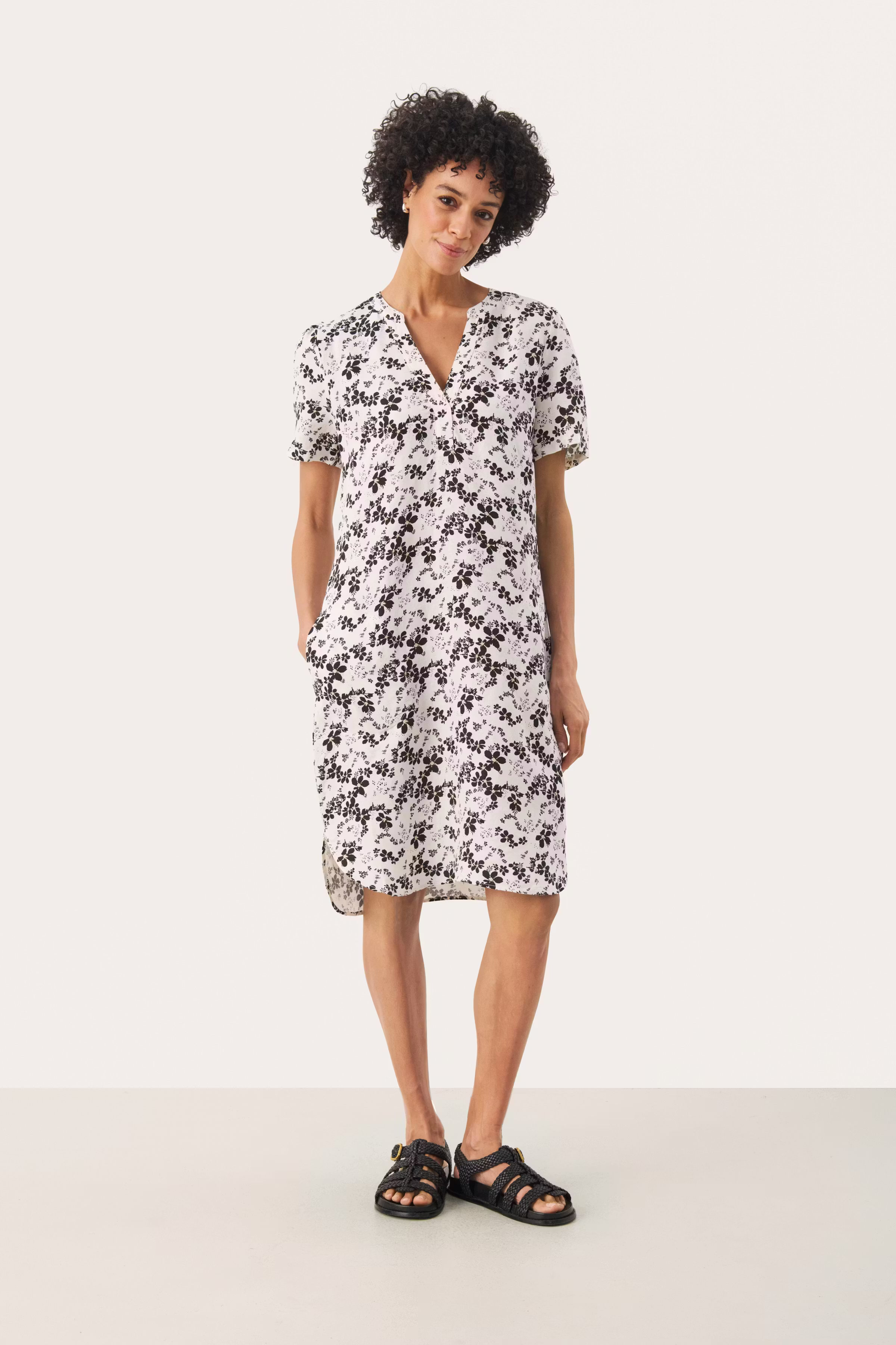 AminasePW Dress LOOKBOOK FRONT 30309934-303791