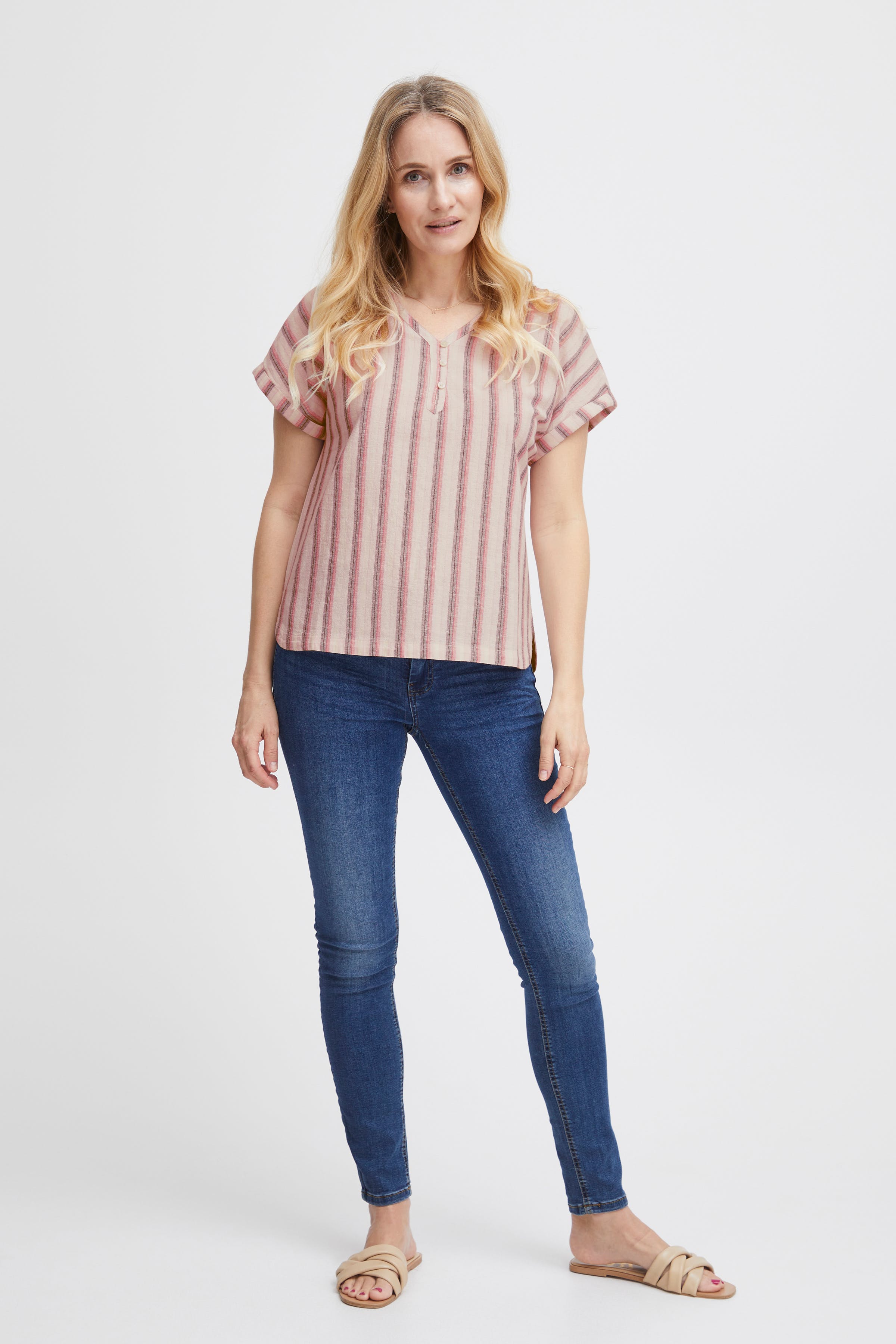 Kurzarm-Bluse LOOKBOOK FRONT 20612234-201983