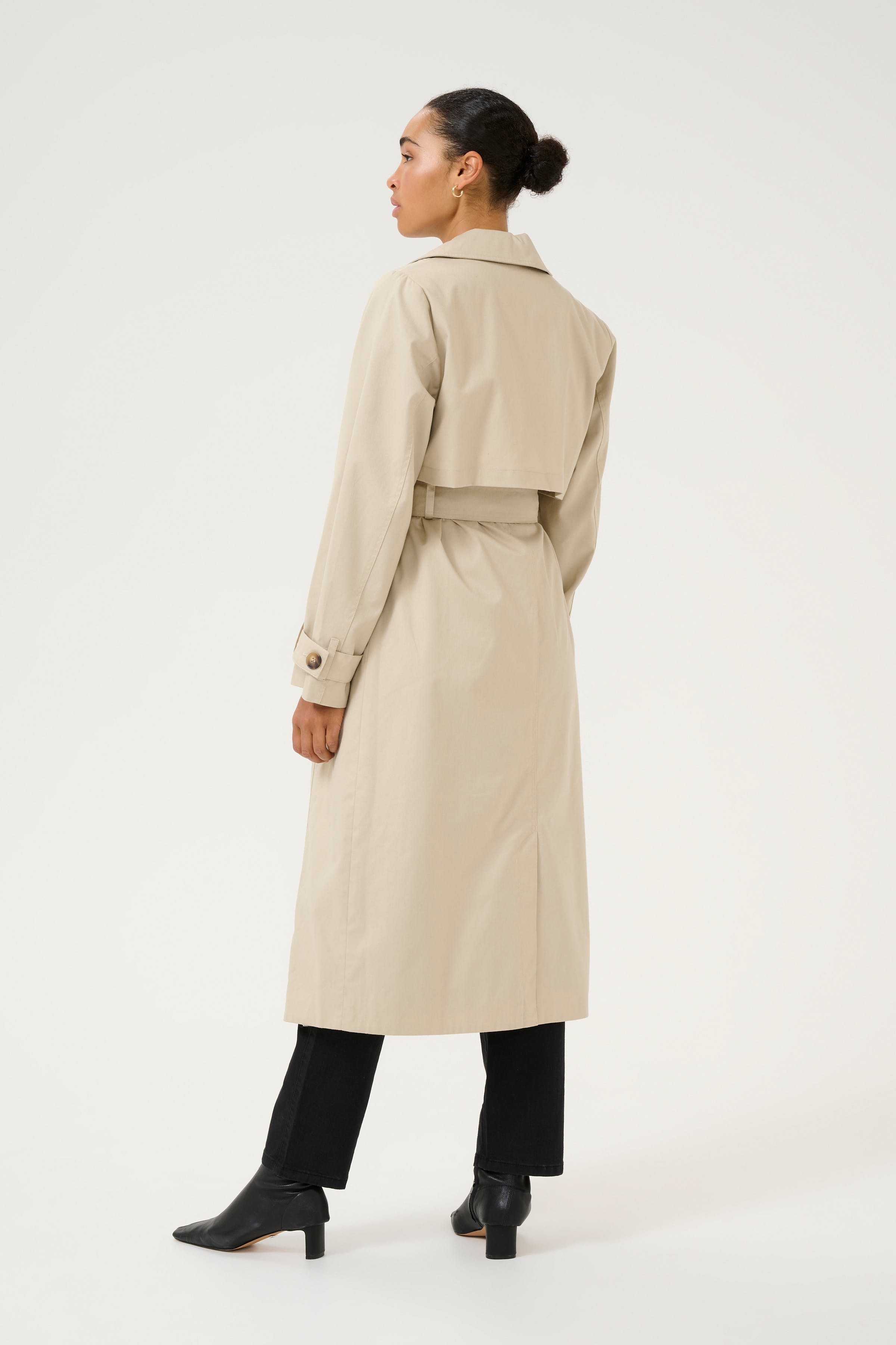 KApatricia Trenchcoat LOOKBOOK BACK 10509483-151305