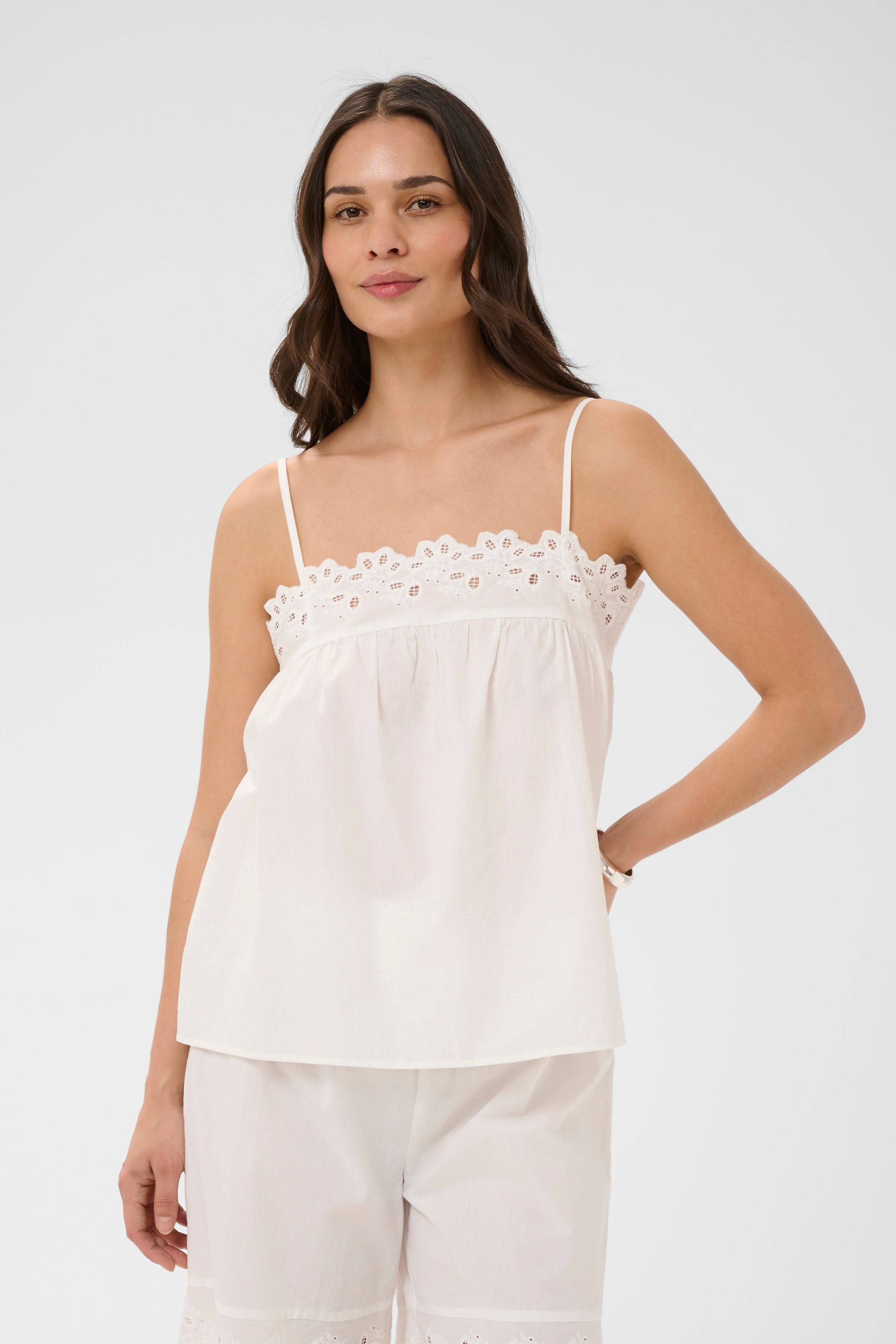 KAbetty Top LOOKBOOK FRONT 10512583-106482