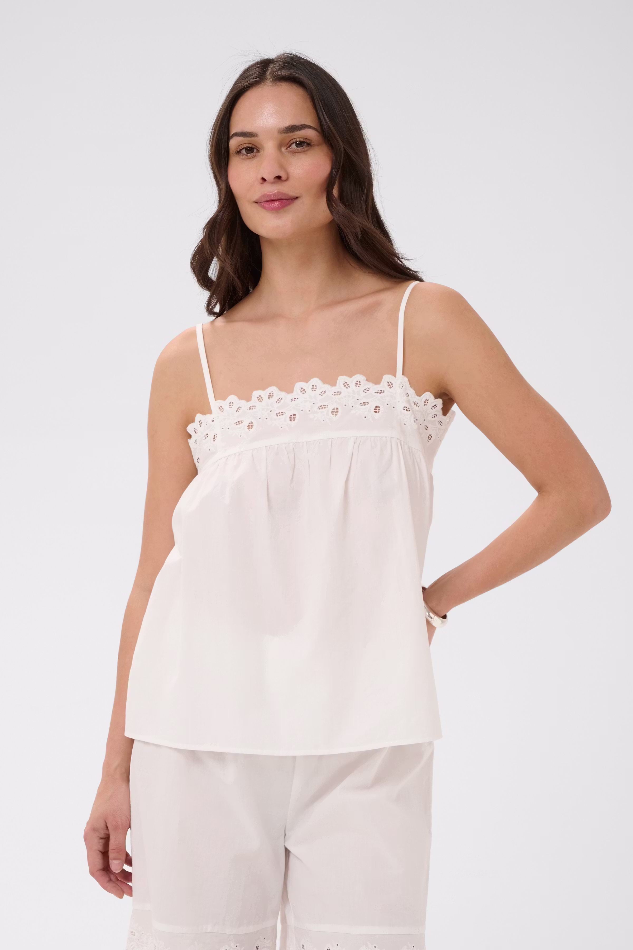 KAbetty Top LOOKBOOK FRONT 10512583-106482