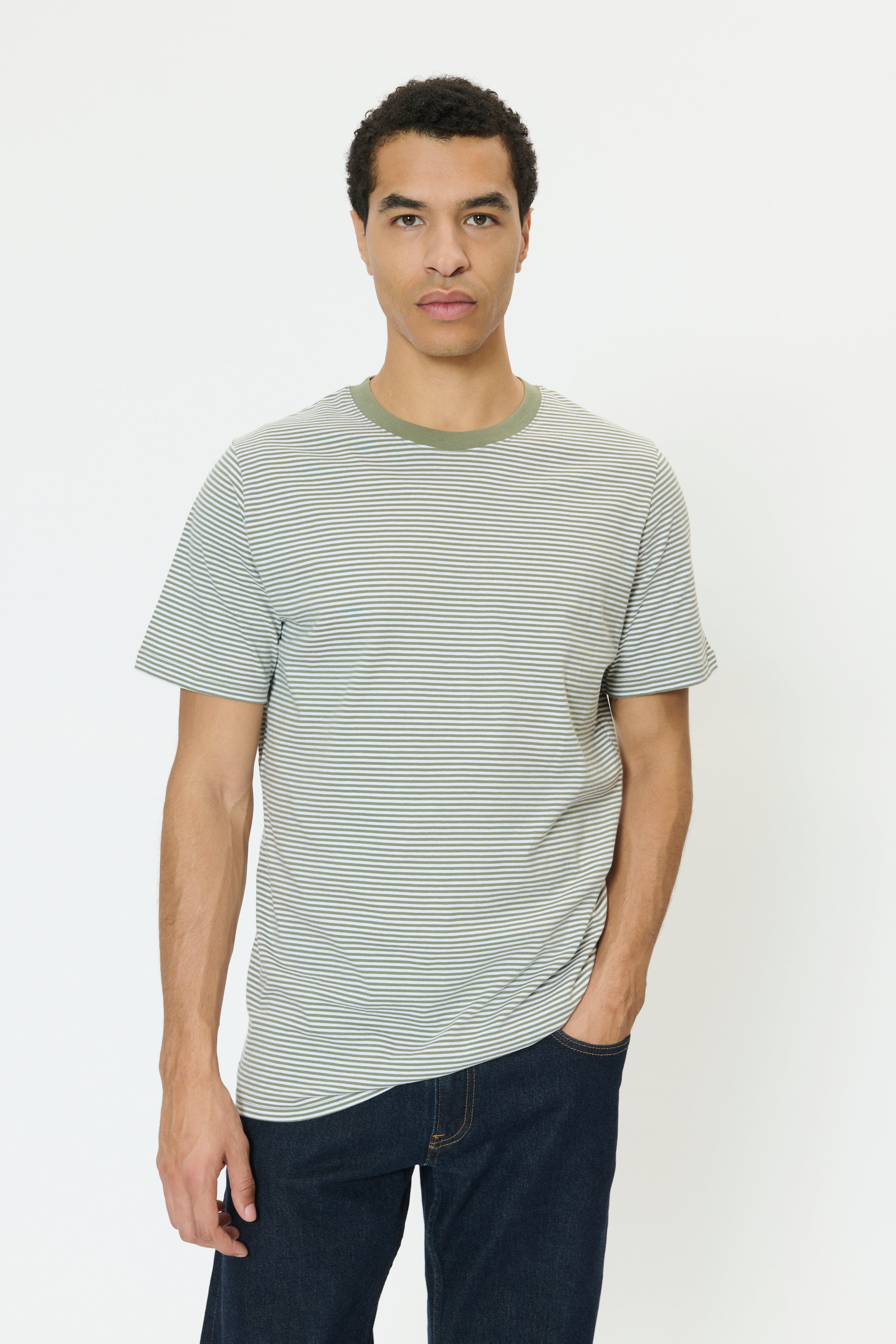 MAjeremy T-shirt LOOKBOOK FRONT 30207146-180312