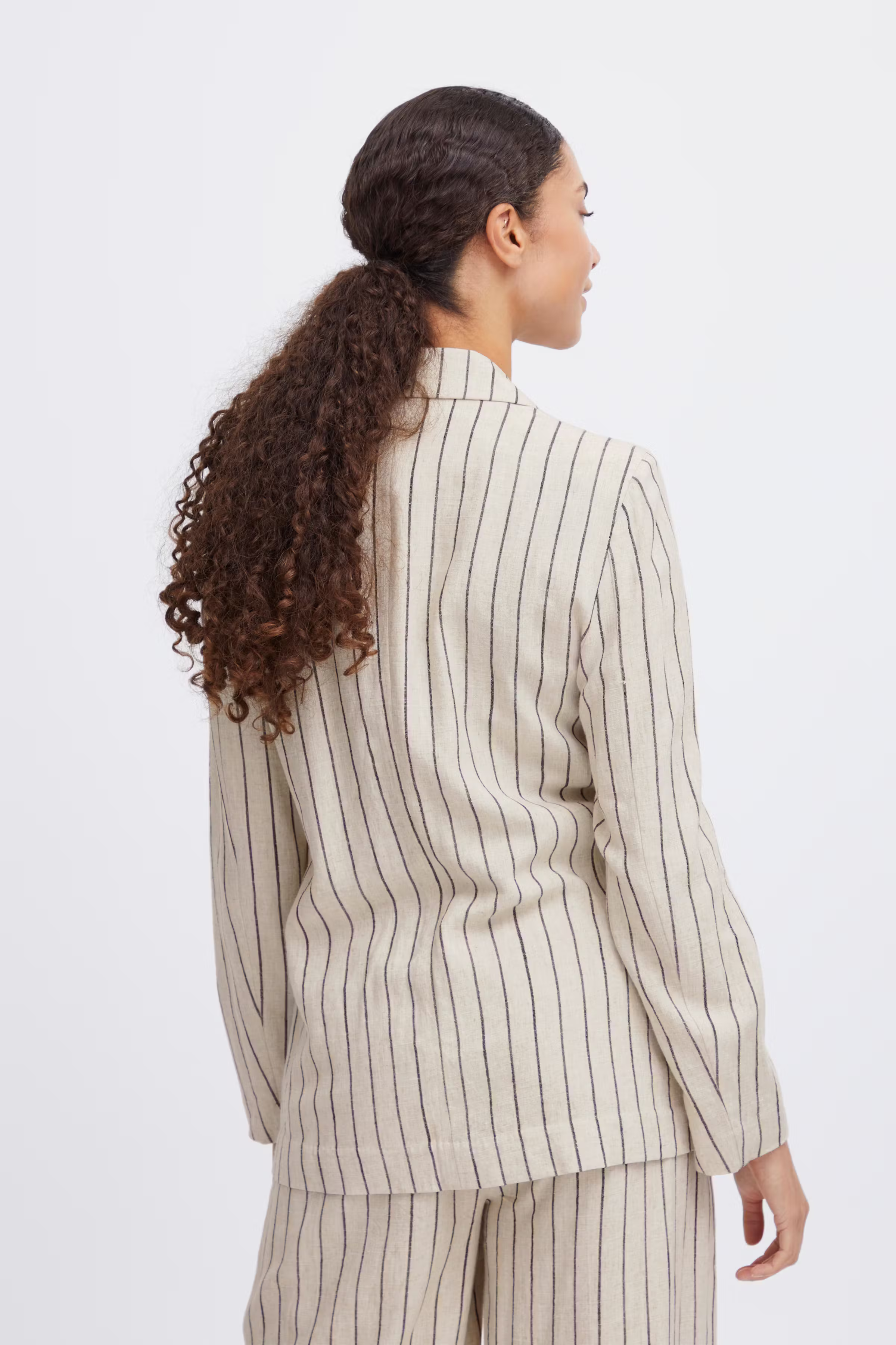 BYJOHANNA Blazer LOOKBOOK BACK 20814850-203201