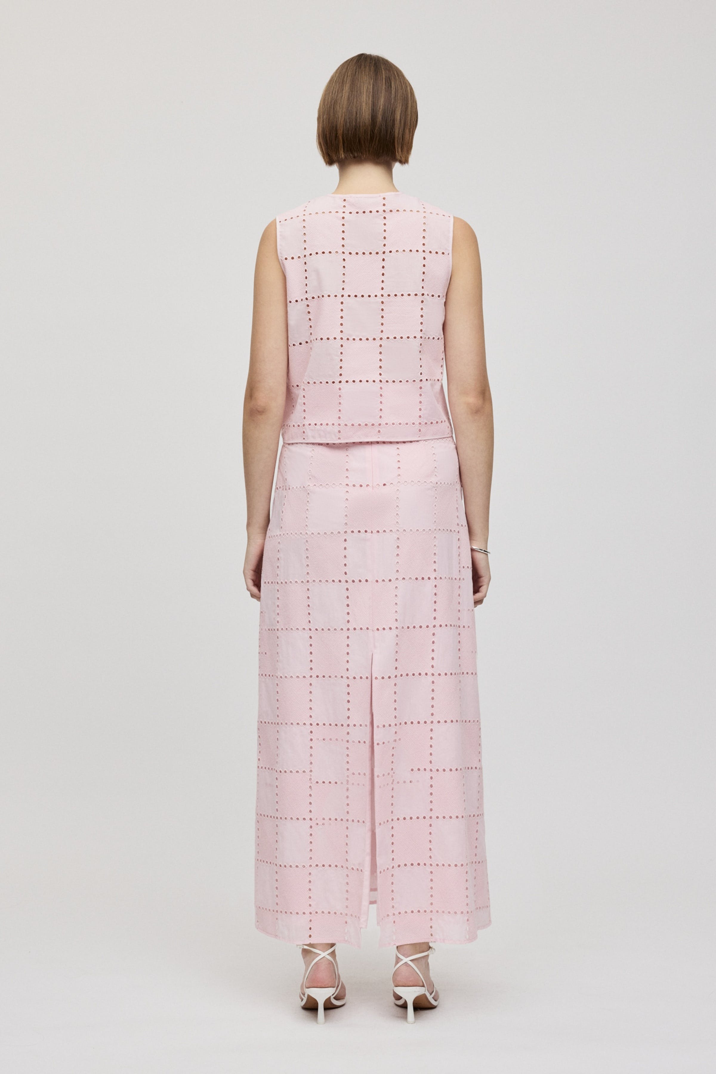 TALA Weste LOOKBOOK BACK 30600484-PI636