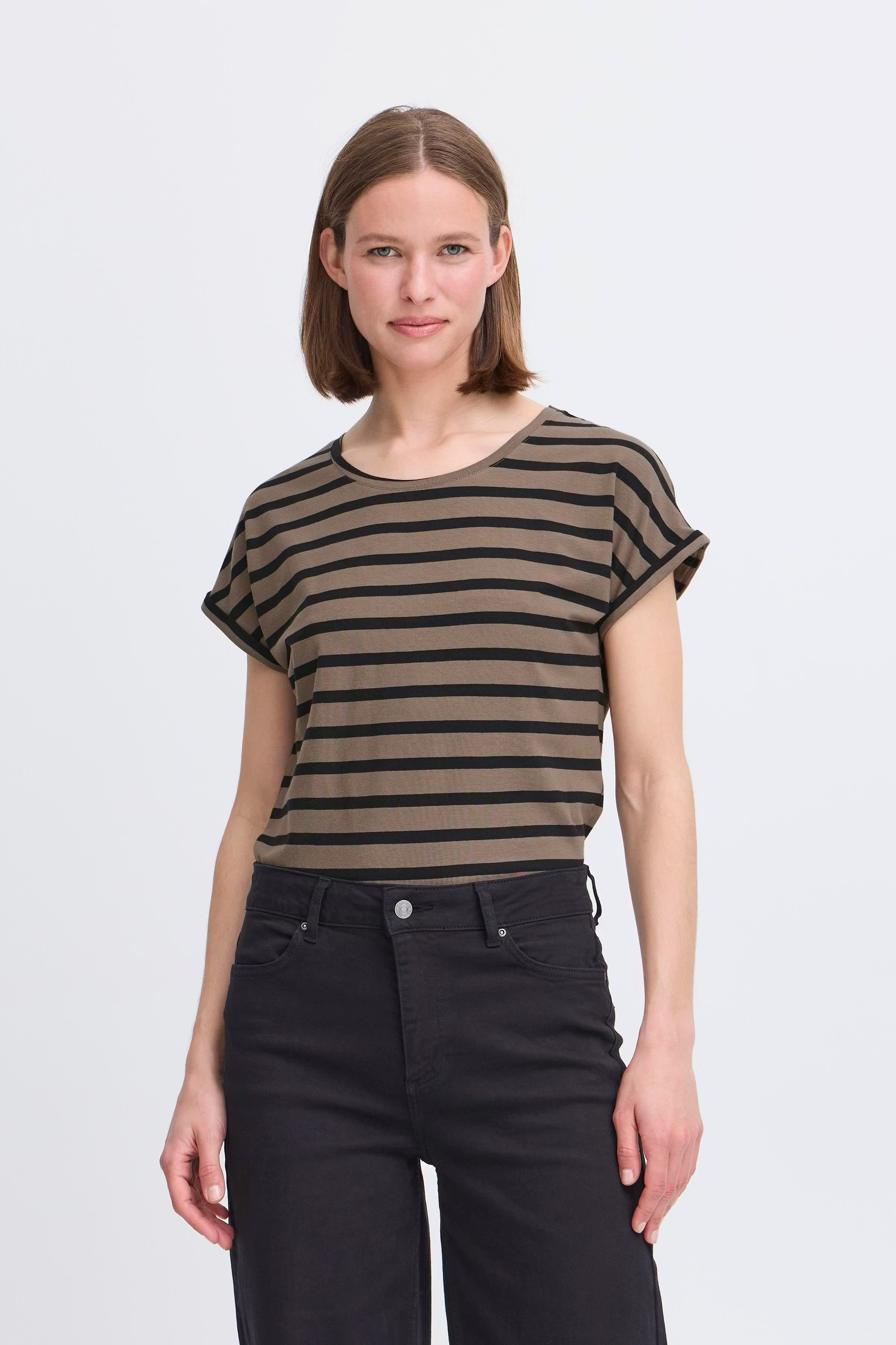 BYPAMILA T-shirt LOOKBOOK FRONT 20809561-203293