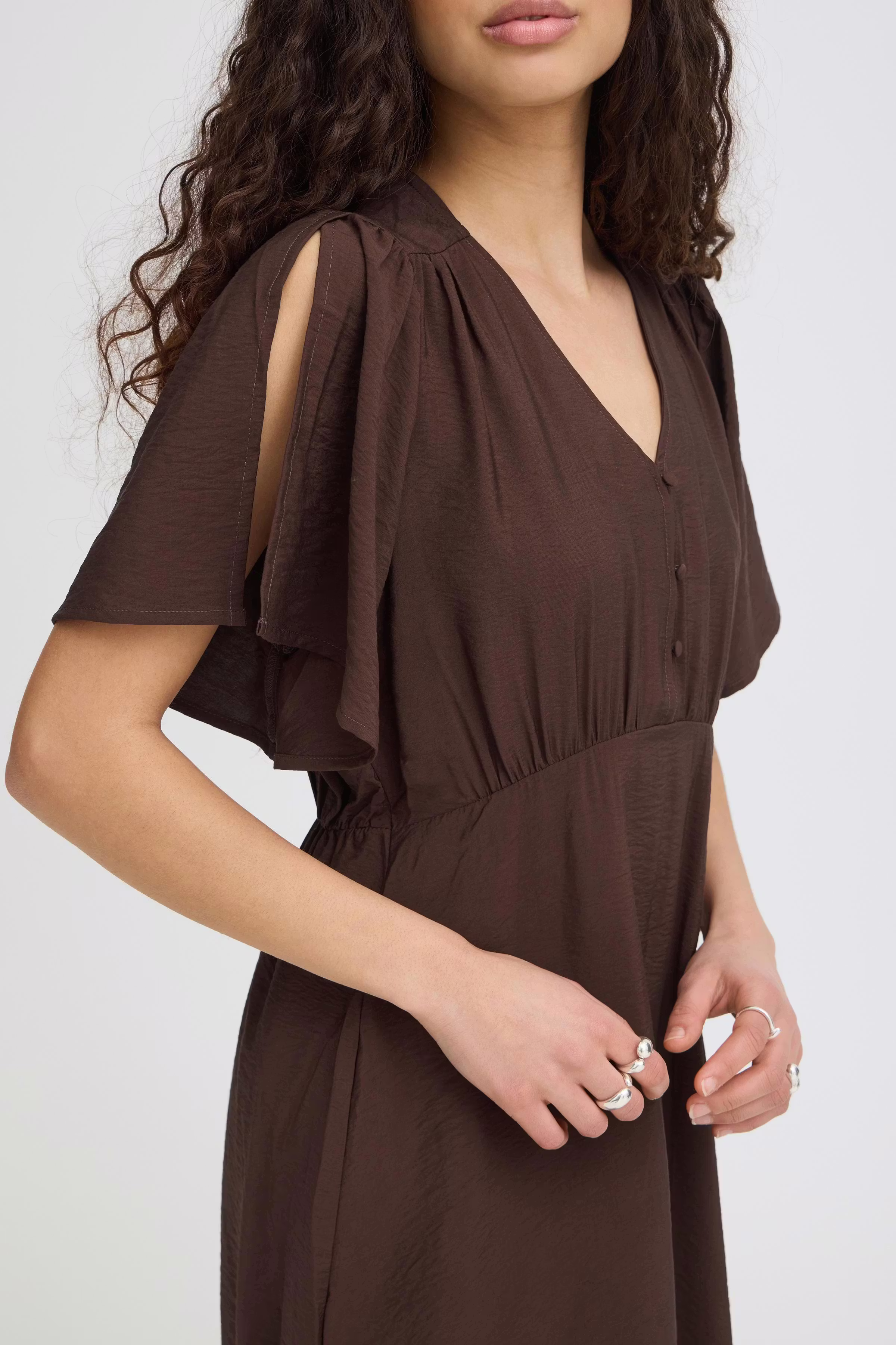 IHANIVA Kjole LOOKBOOK DETAIL 20125963-191419