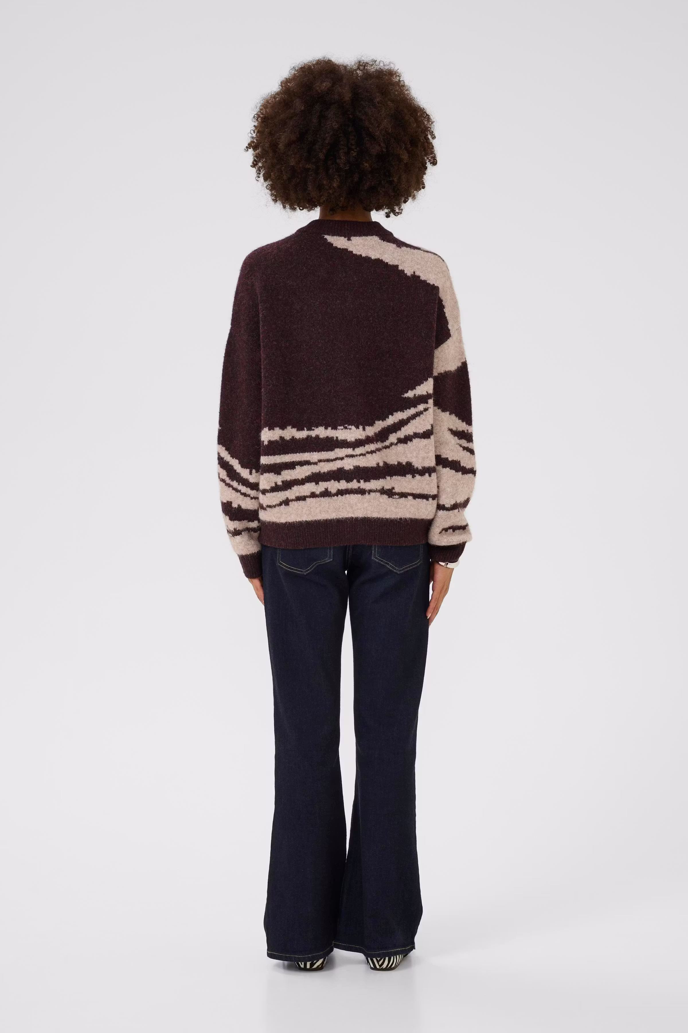 CUzinna Cardigan LOOKBOOK BACK 50112110-1909151