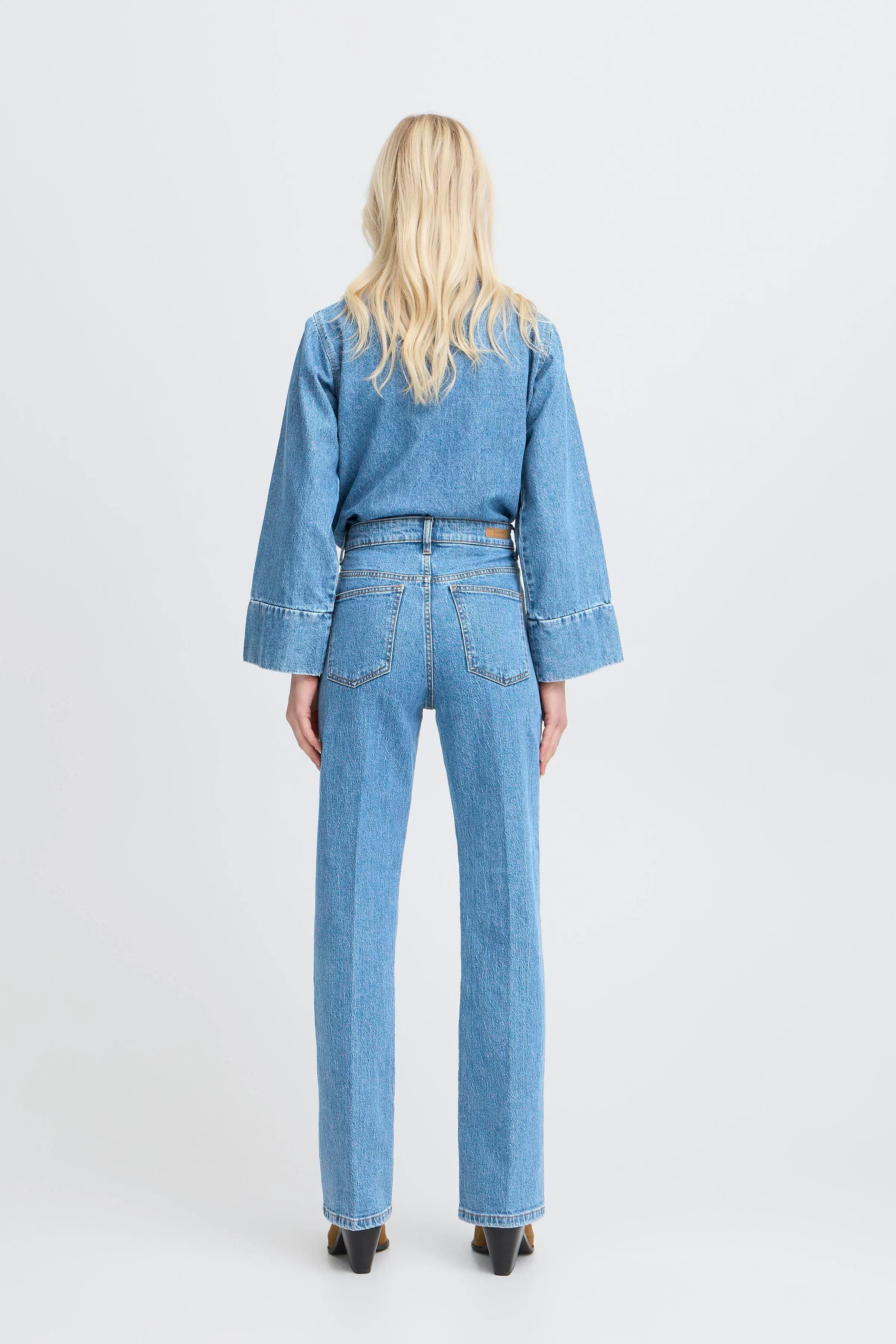 BYKIBINE Jeans LOOKBOOK BACK 20818561-200461