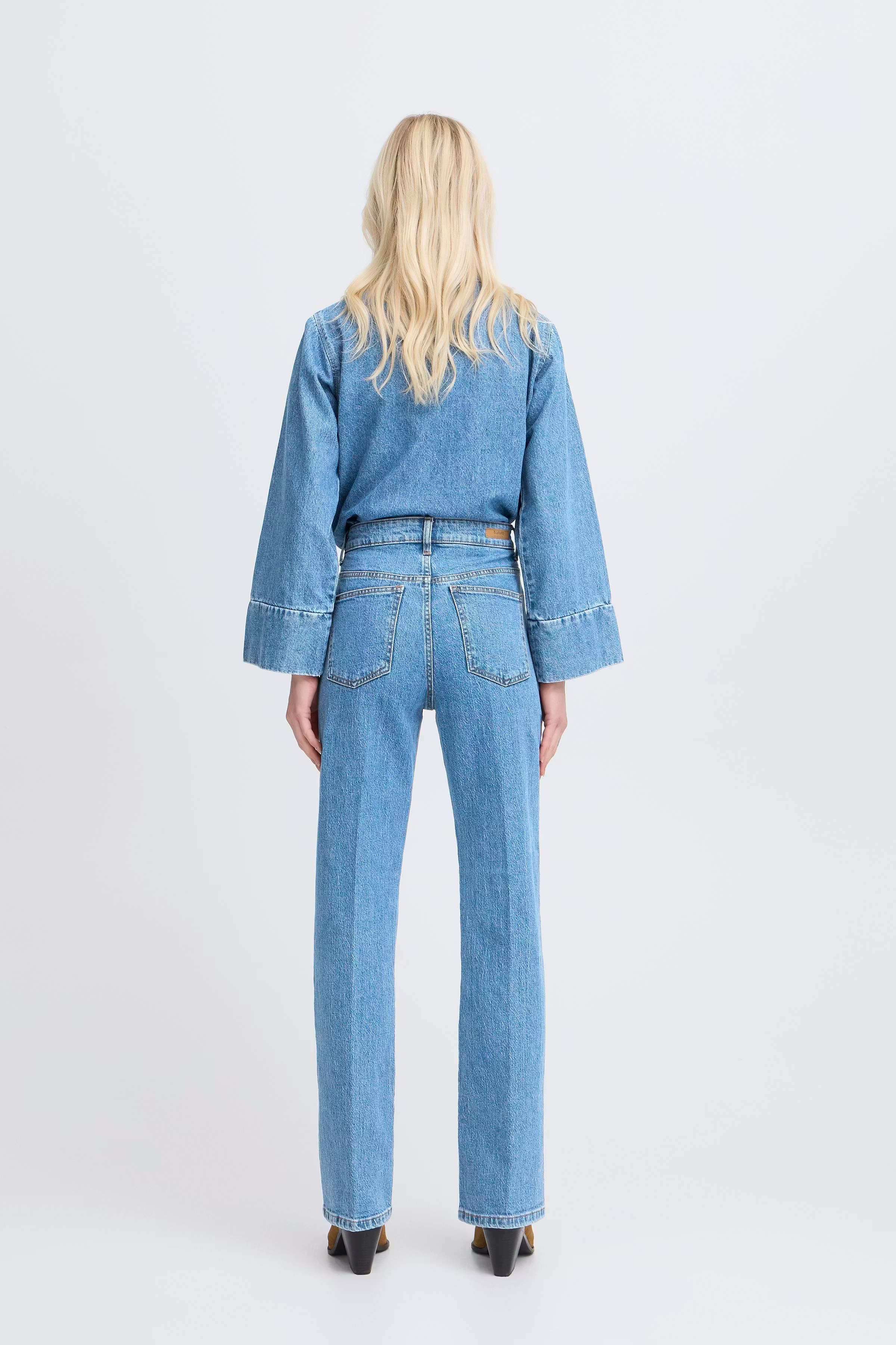 BYKIBINE Jeans LOOKBOOK BACK 20818561-200461