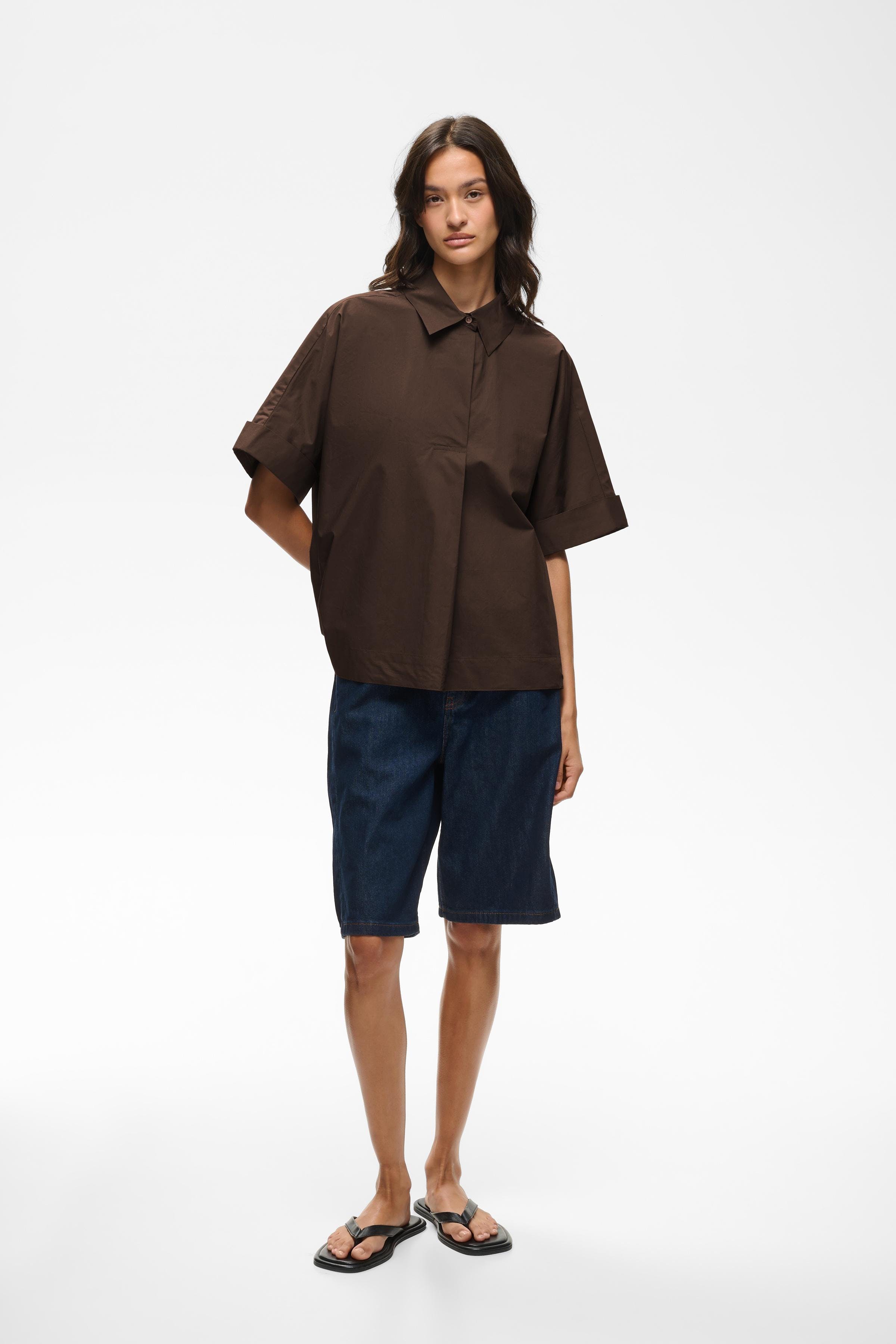 ELLINIW Poplin Bluse LOOKBOOK FRONT 30112537-190915