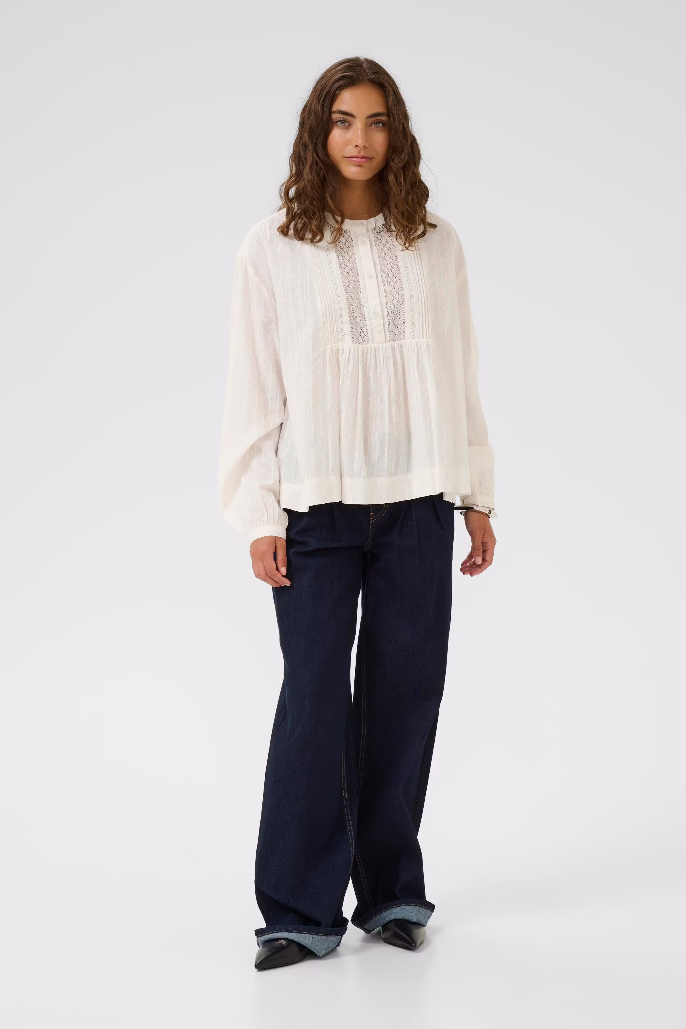 CUbirna Blouse LOOKBOOK FRONT 50112666-500013