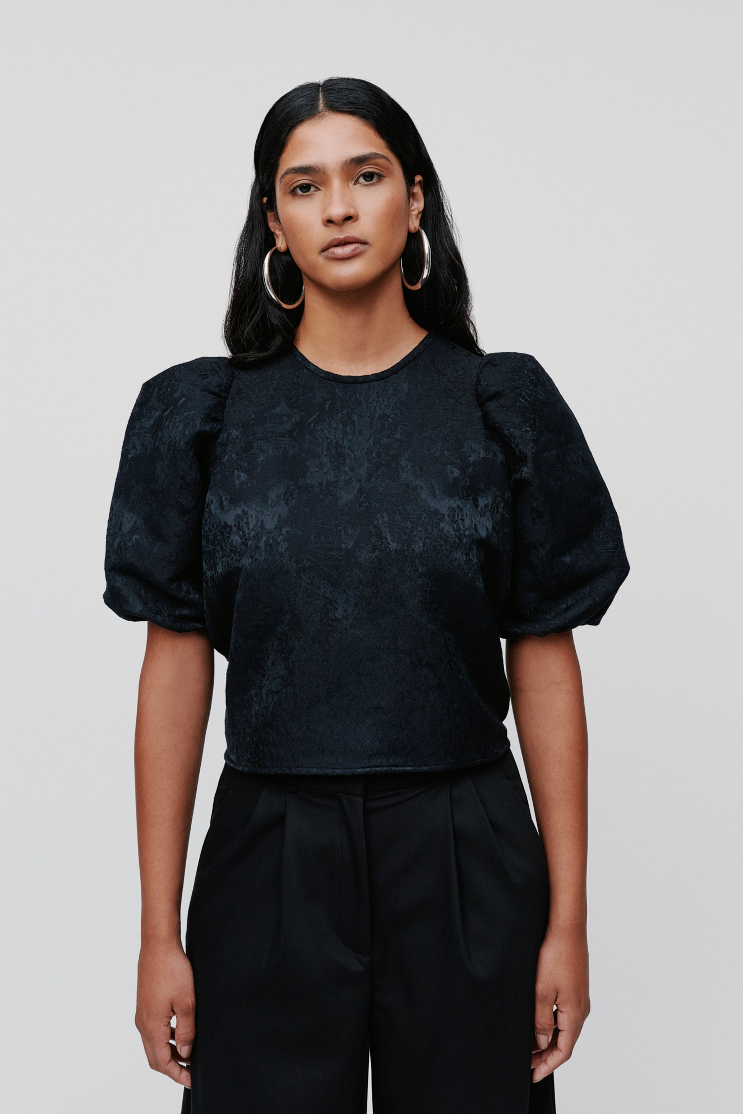 ELISABETH Blouse LOOKBOOK FRONT 30600481-BK999