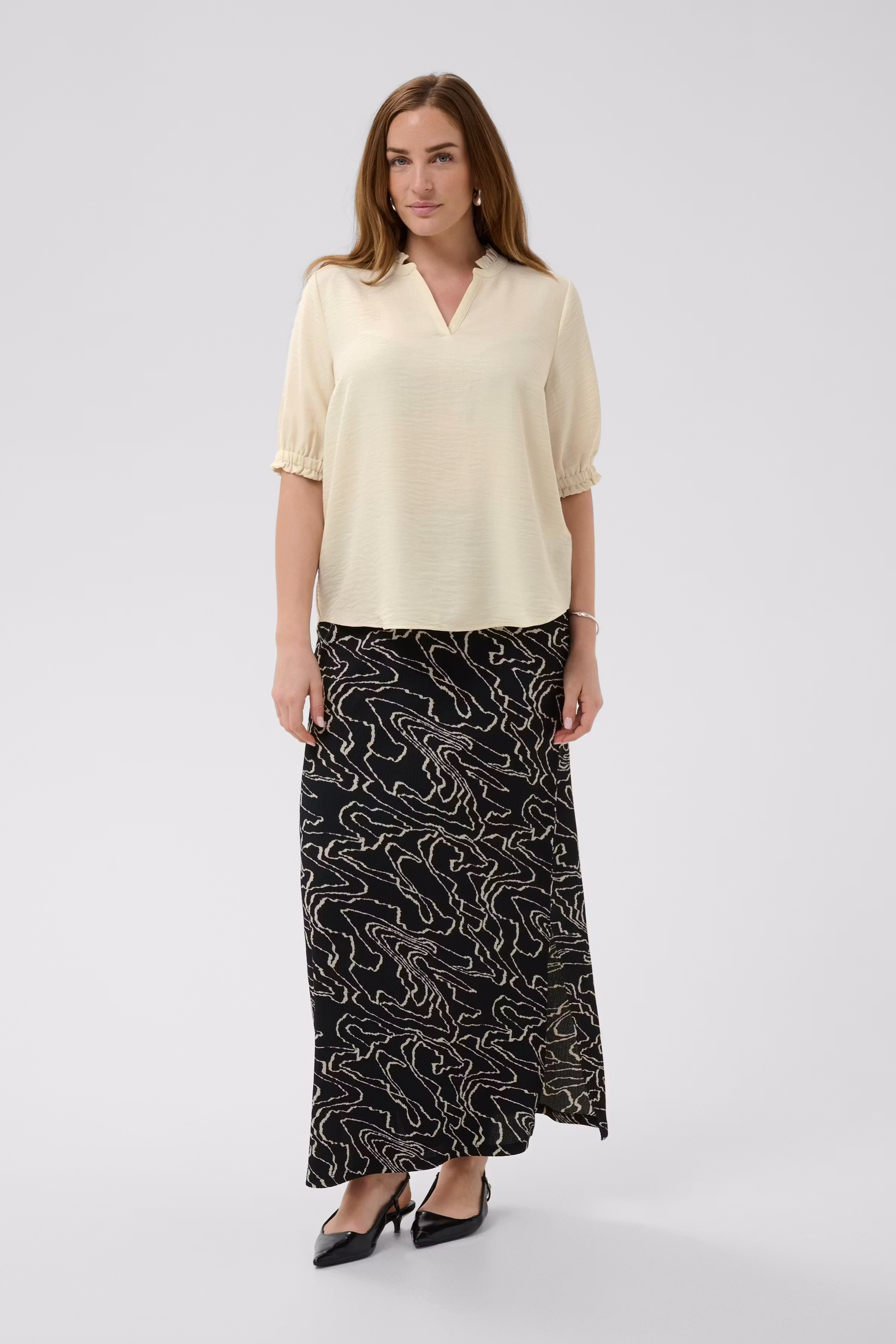 BPoda Blouse LOOKBOOK FRONT 40200027-1101051