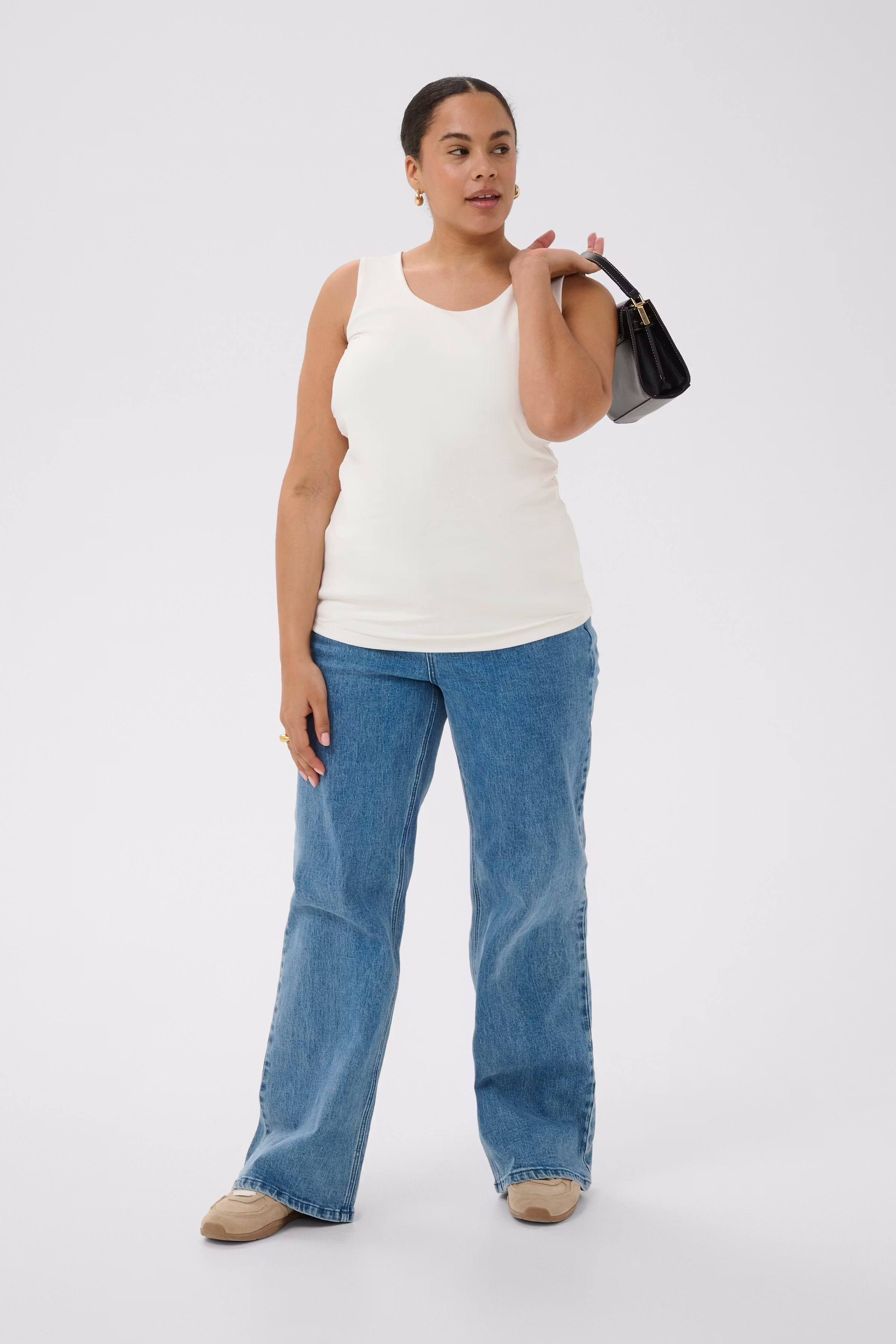 KCerina Top LOOKBOOK FRONT 10583707-110602