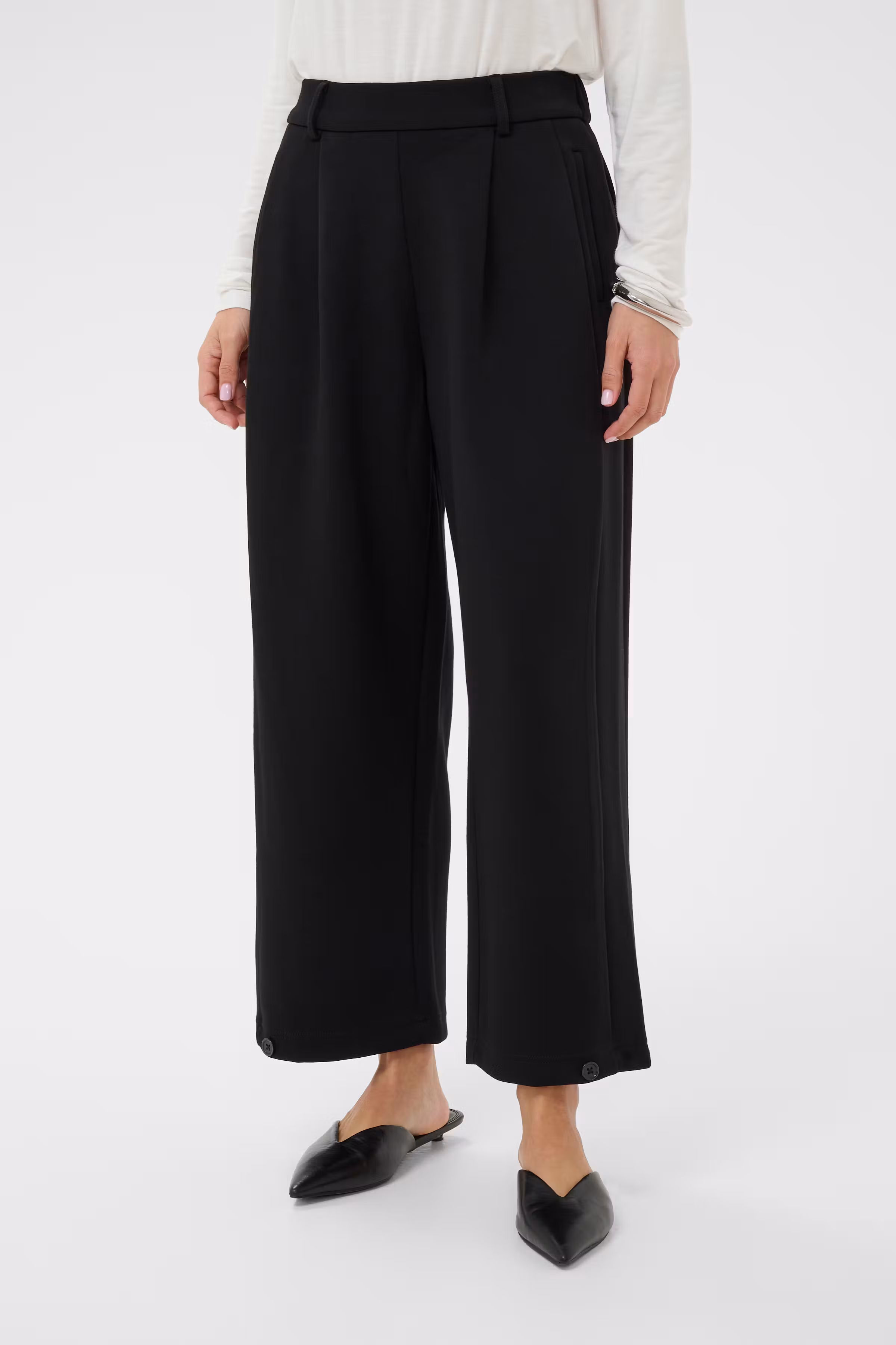CUbuka Trousers LOOKBOOK FRONT 50112741-500012