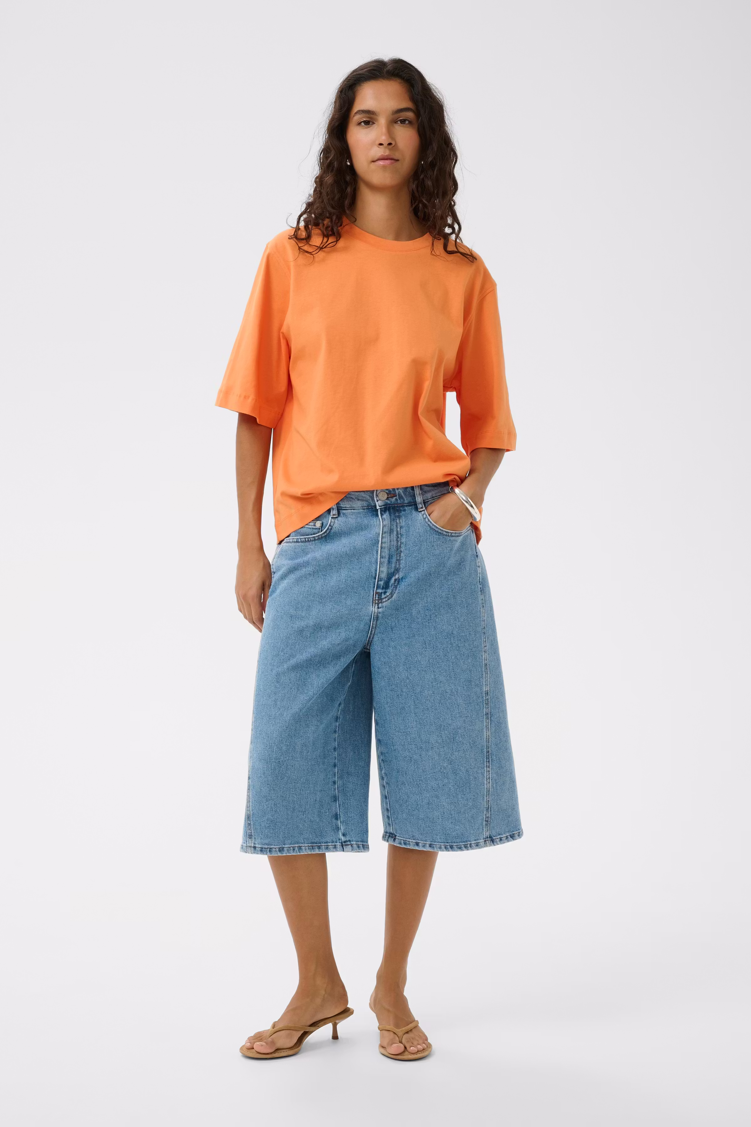 SLAdabella Shorts LOOKBOOK FRONT 30409279-301233