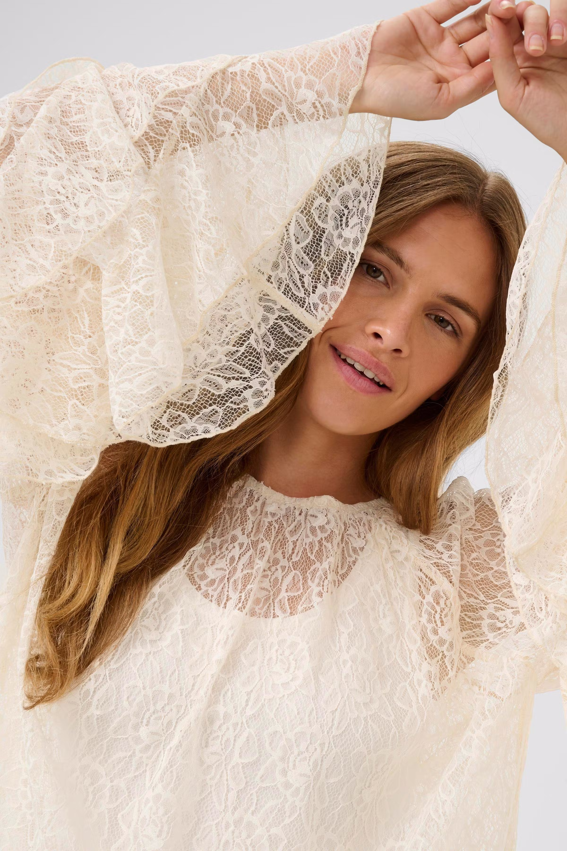 CUclemency Bluse mit Rüschenärmeln LOOKBOOK DETAIL 50112497-120304