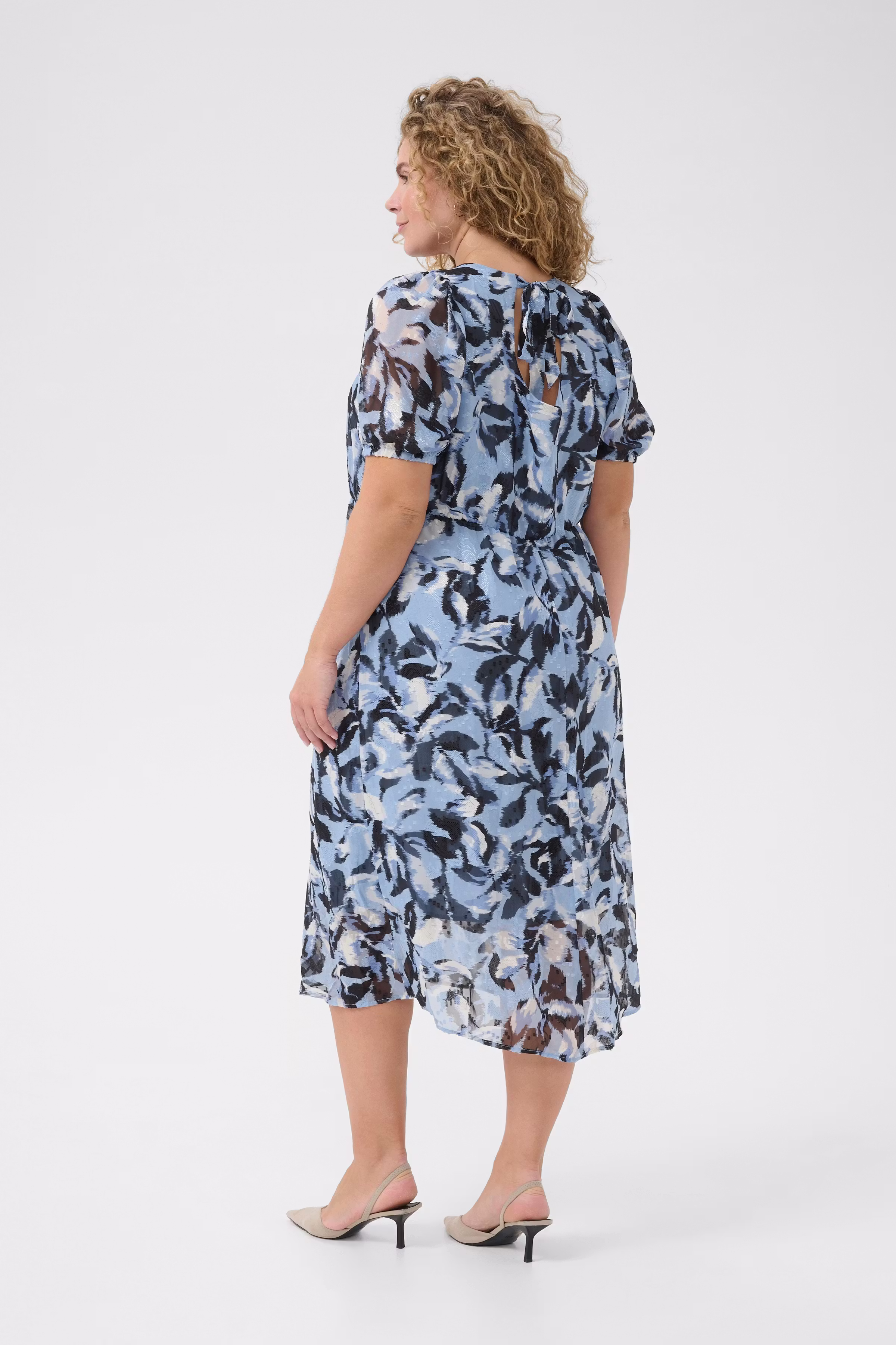 KCelona Kleid LOOKBOOK BACK 10583063-107289