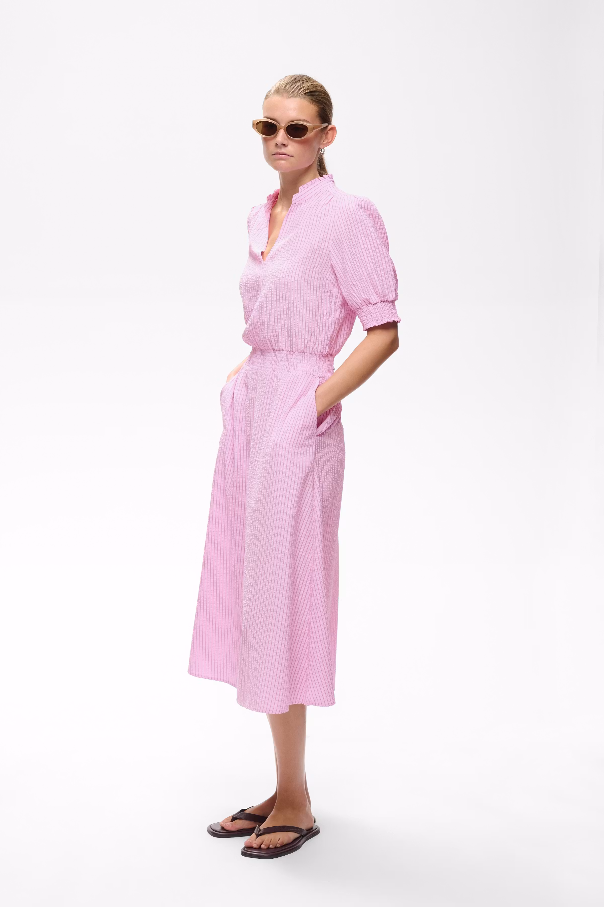 BellaIW Kjole LOOKBOOK FRONT 30111221-305162