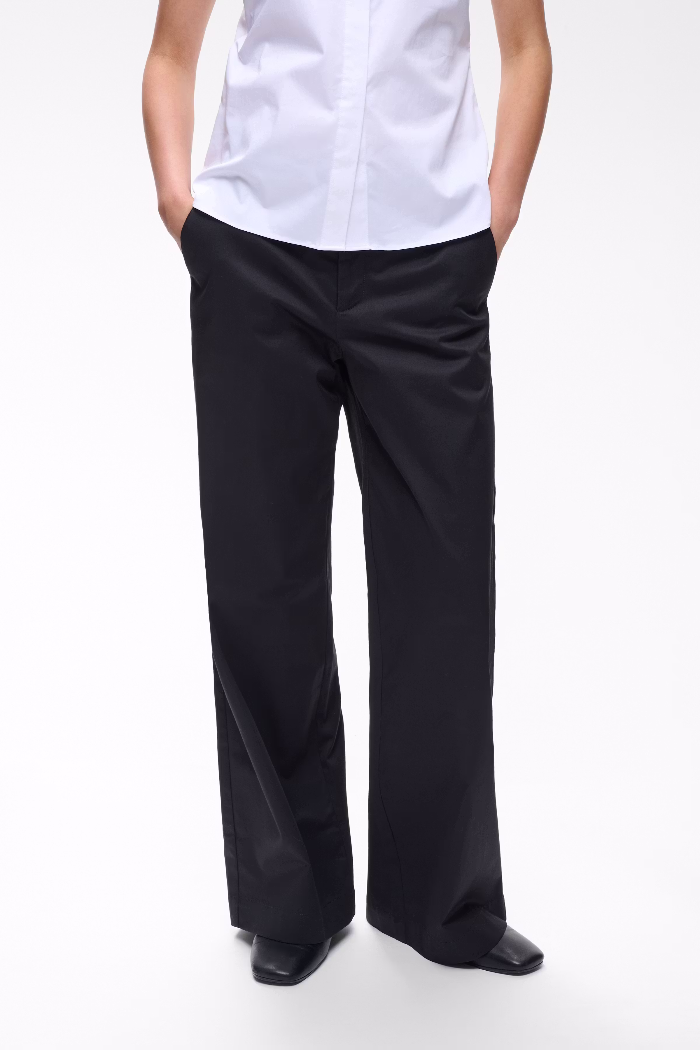 ELVIA Trousers LOOKBOOK FRONT 30112528-194008