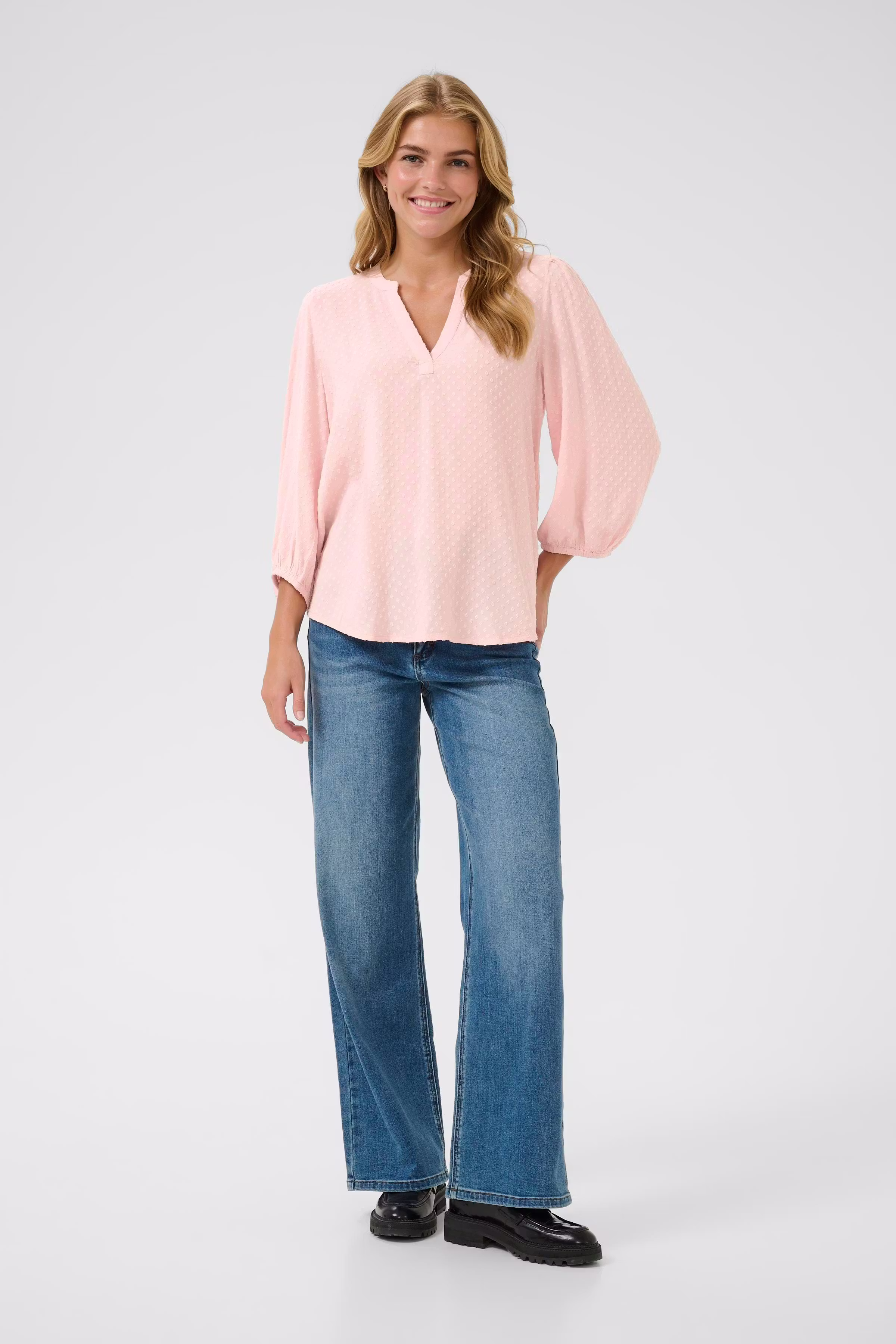 KAannika Bluse LOOKBOOK FRONT 10510429-141905