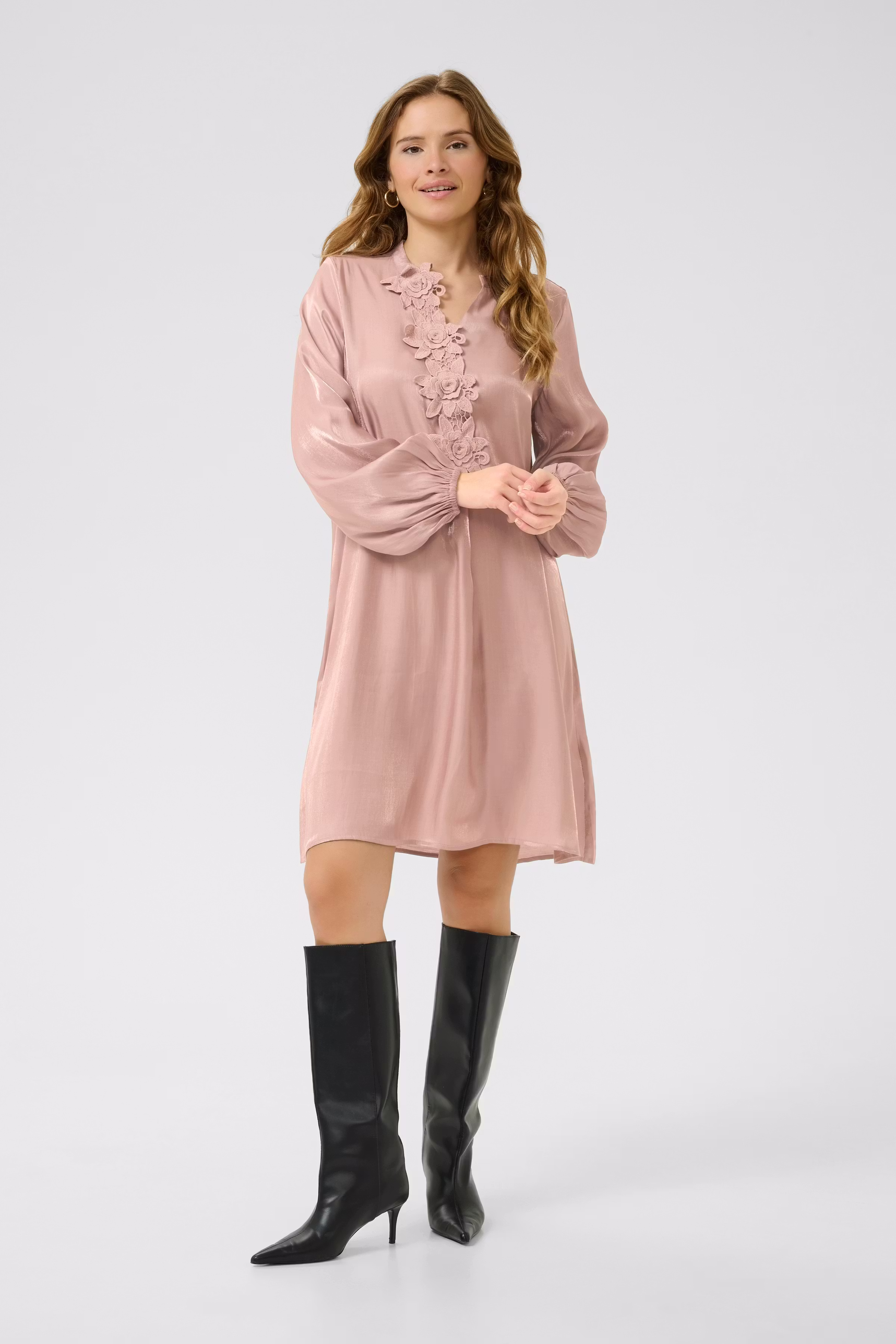 CUfiola Kleid LOOKBOOK FRONT 50112463-161806