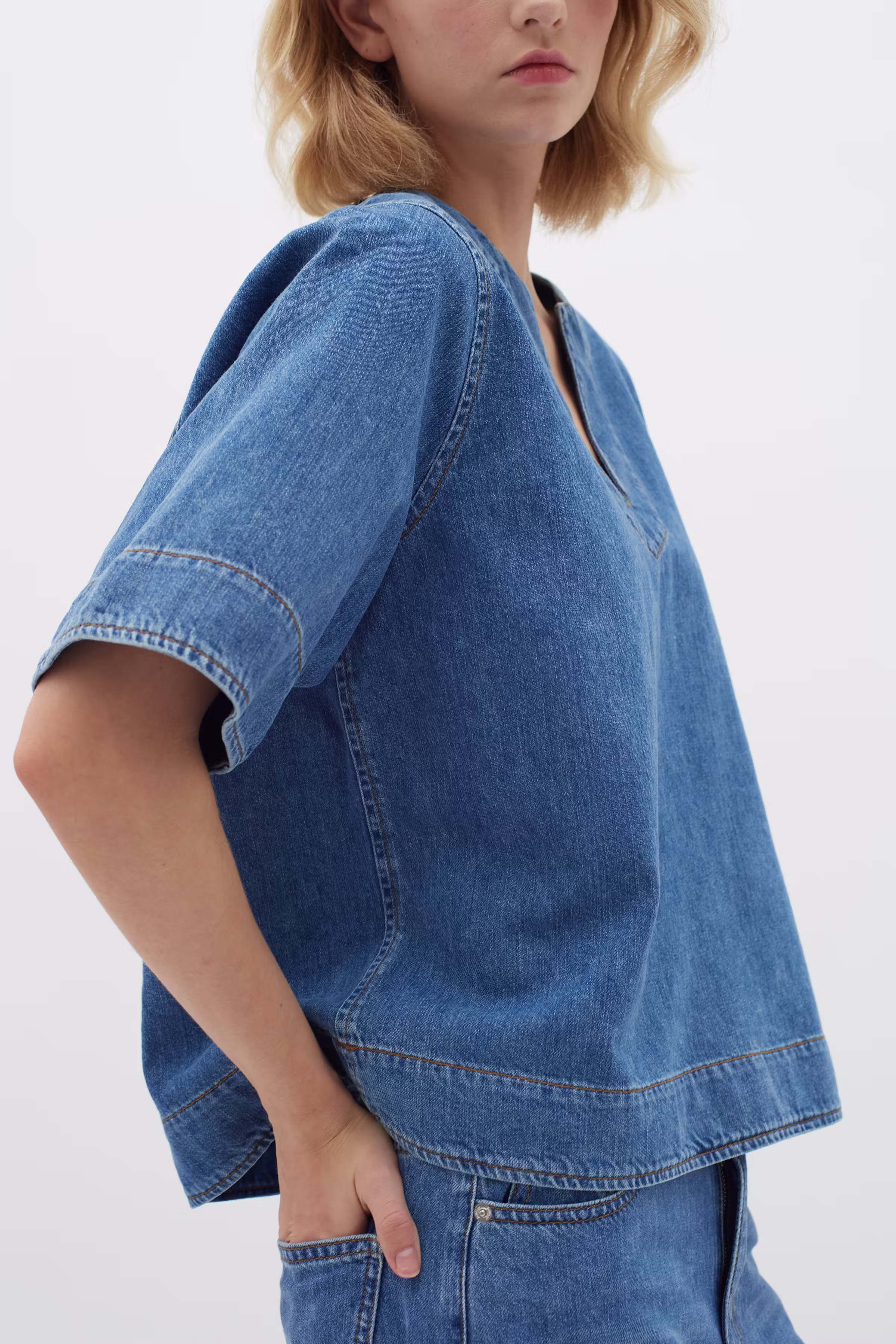 LivaIW Blus LOOKBOOK FRONT 30109552-301979