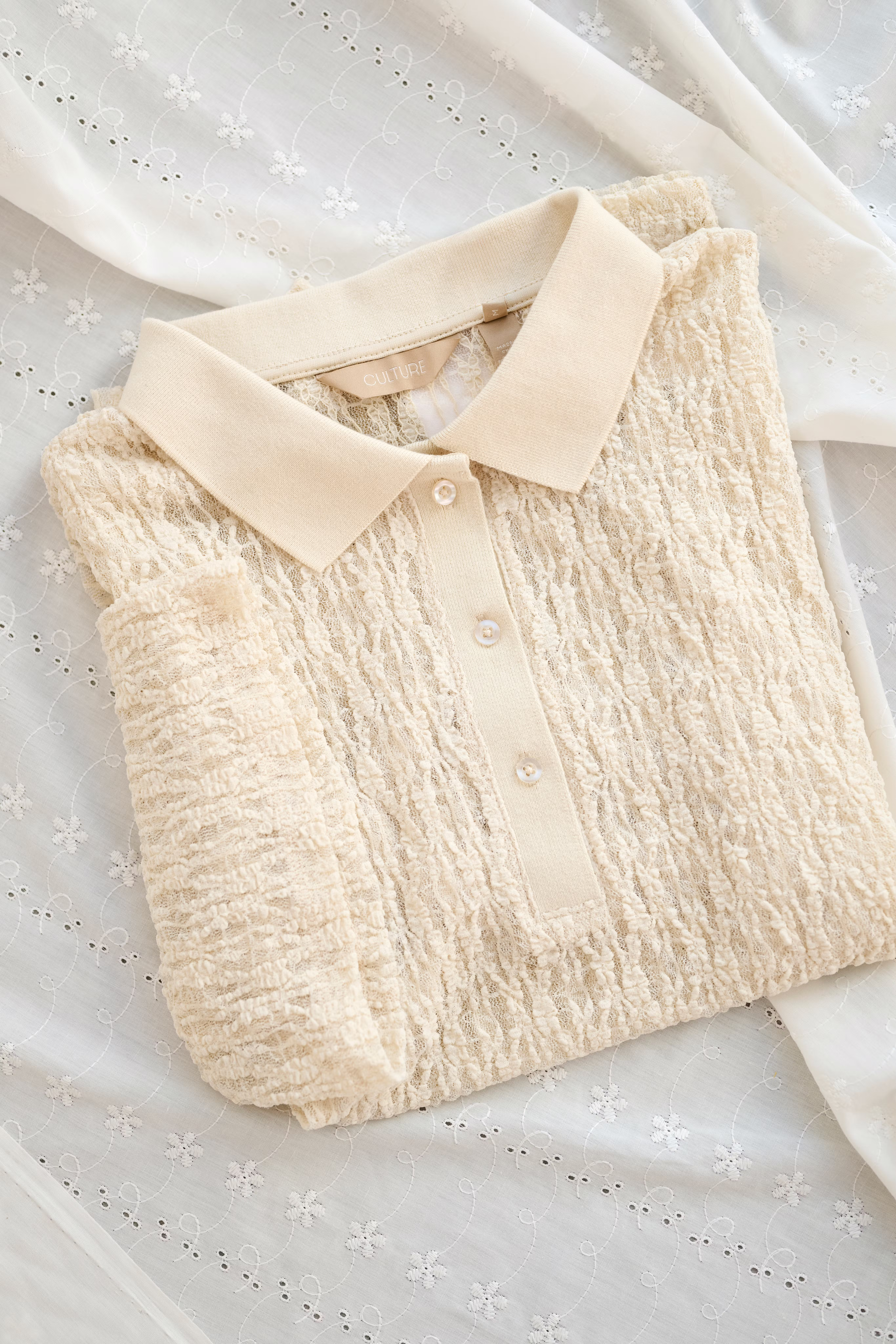 CUkine Bluse LOCATION NONE 50112949-120304