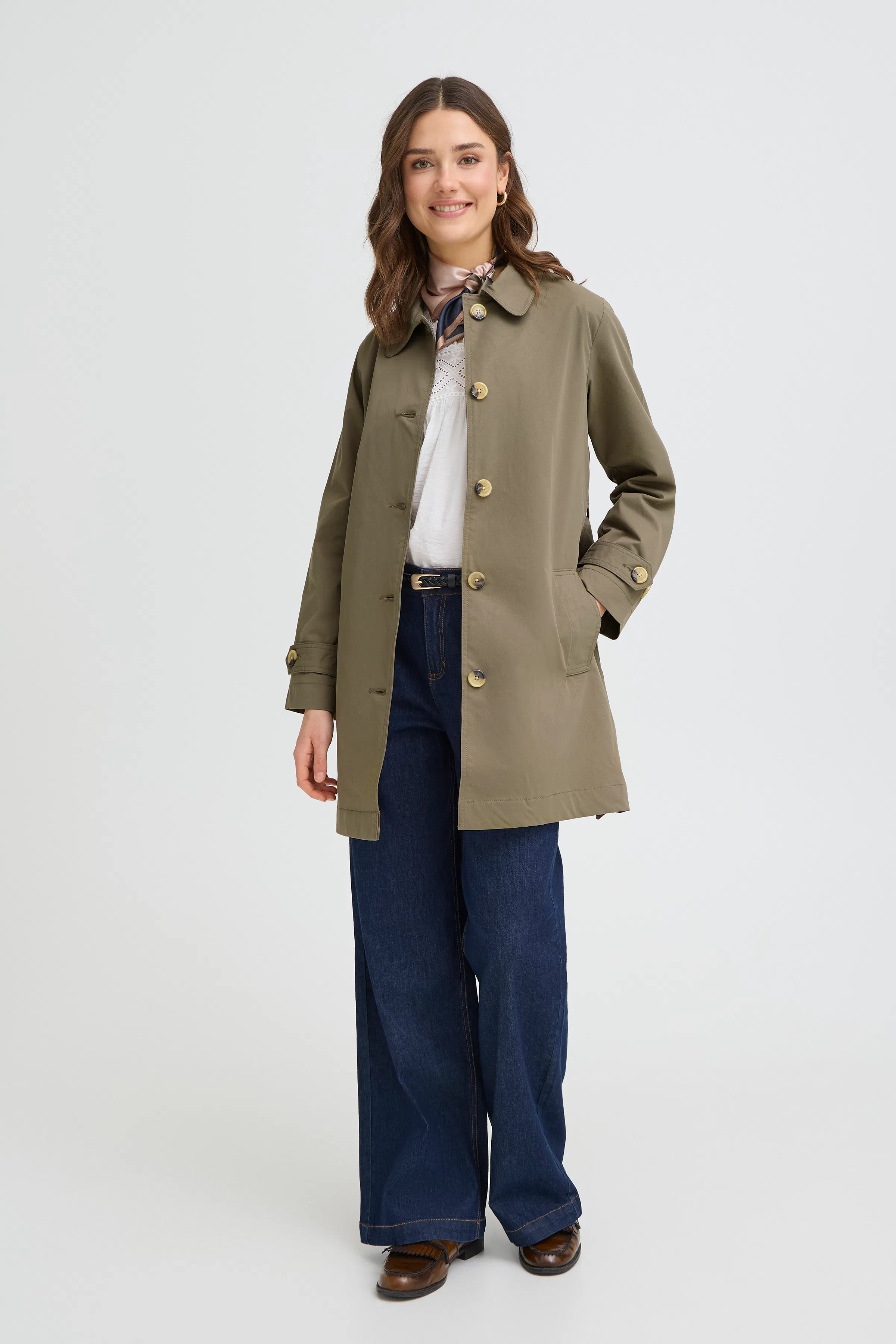 FRTRINA Yttertøy LOOKBOOK FRONT 20615658-180516