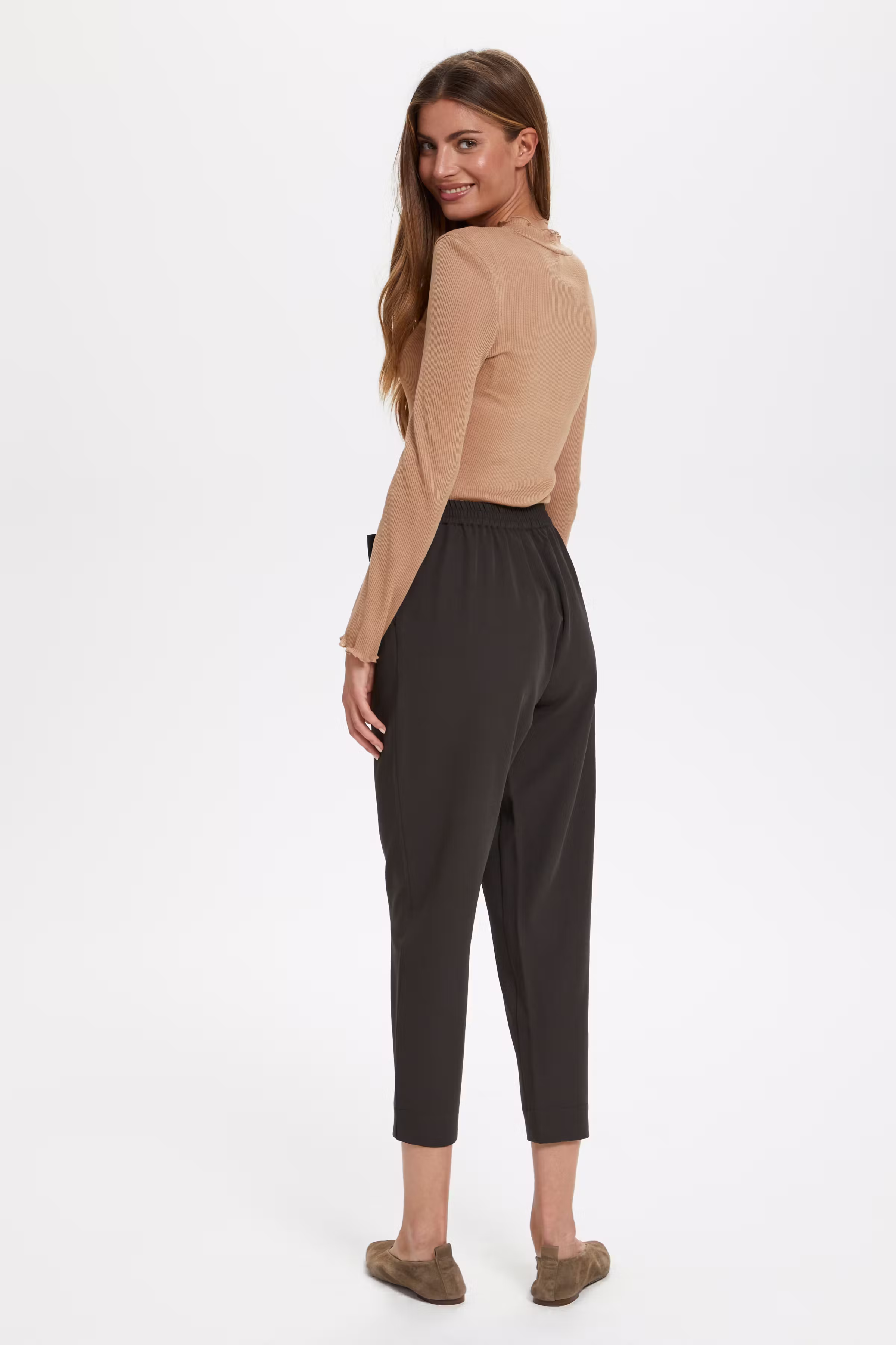 IzraSZ Hose LOOKBOOK BACK 30511424-190000