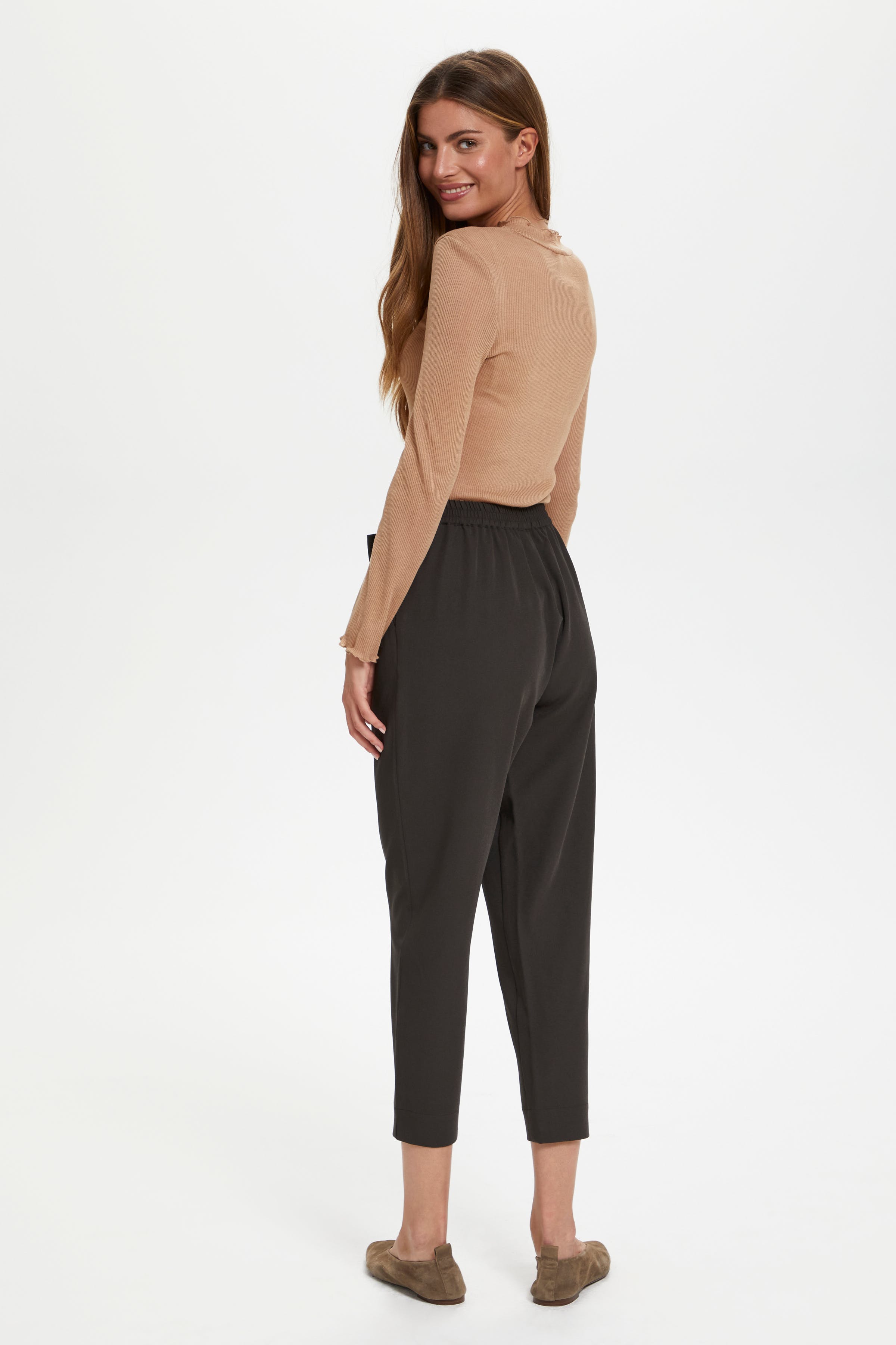 IzraSZ Hose LOOKBOOK BACK 30511424-190000